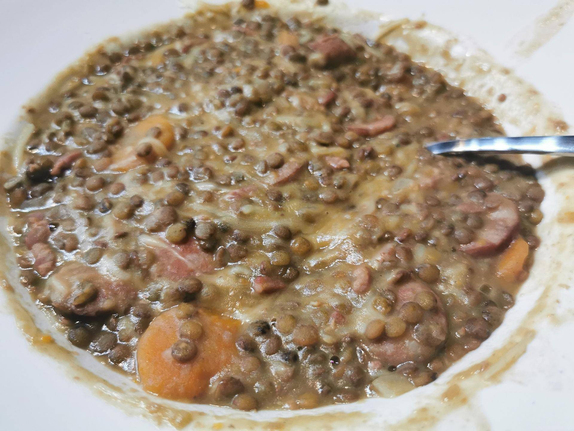 Saucisses, lentilles à ma façon - Recette Cookeo | Moulinex