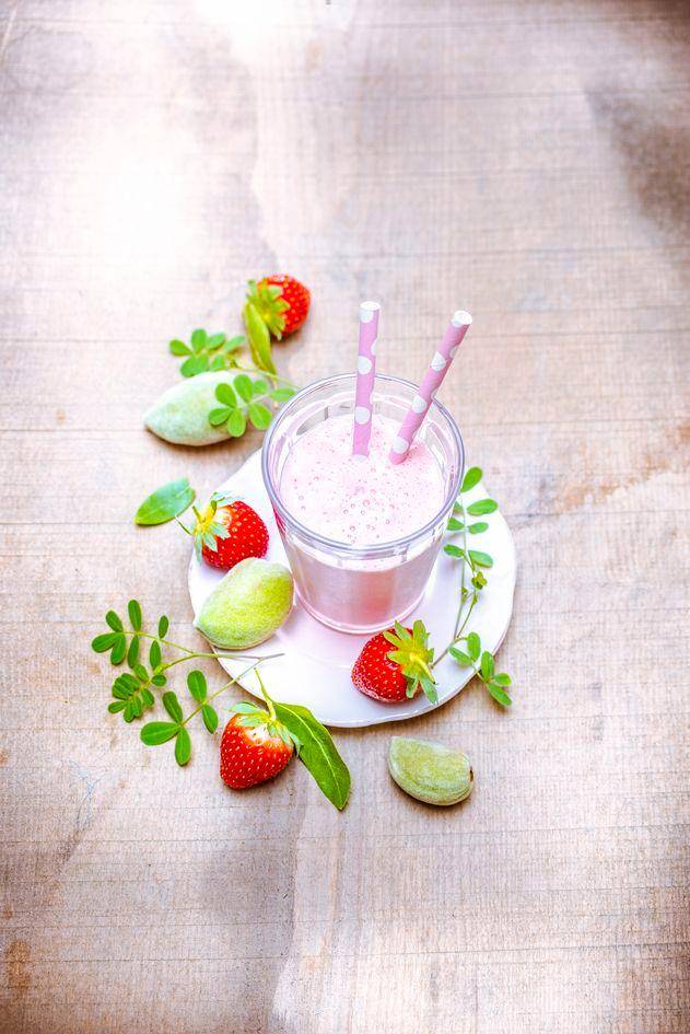 Milkshake douceur à la fraise - Recette Soup & Plus | Moulinex