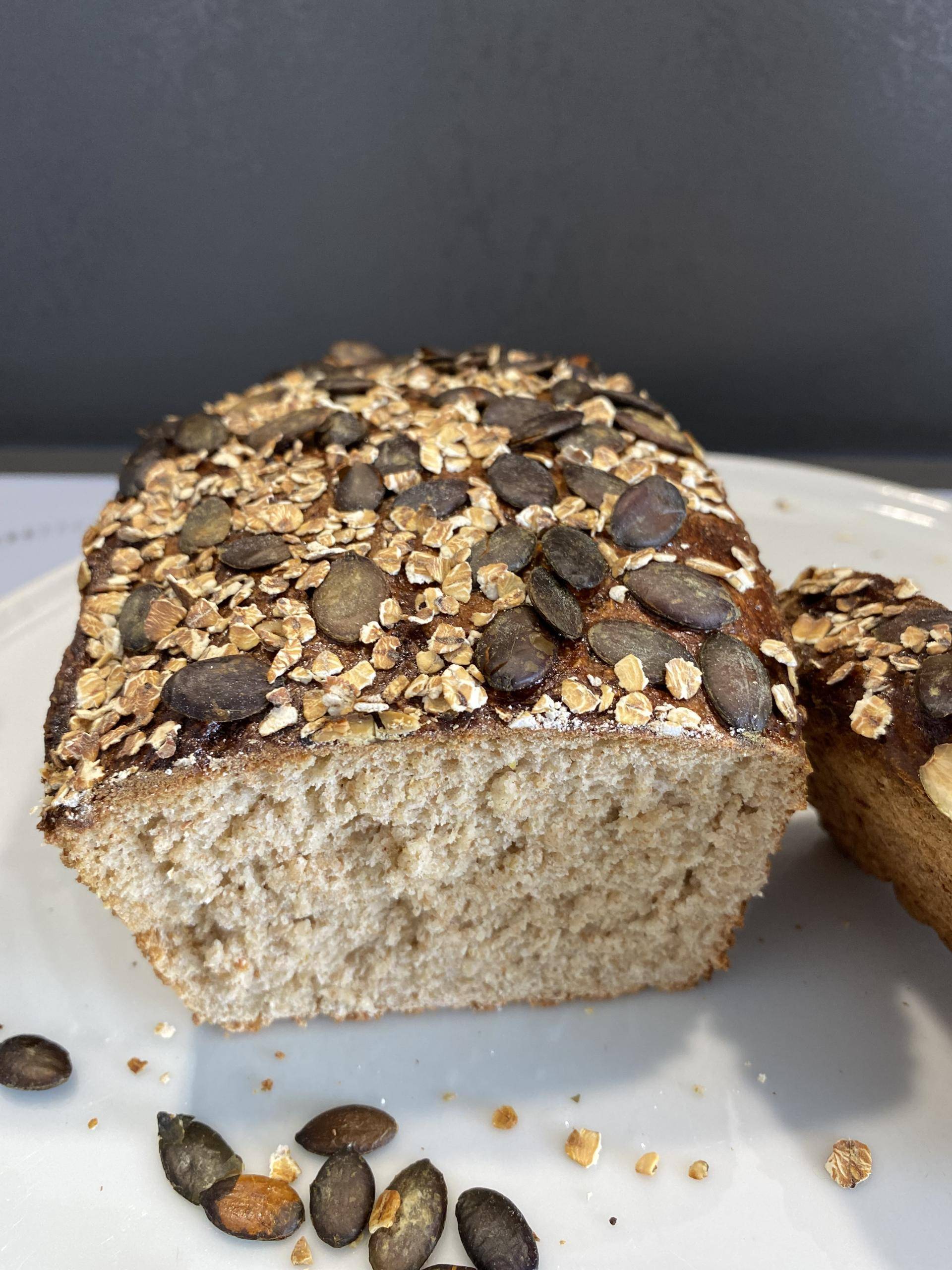 Pain complet au flocons d’avoine et graines de courge - Recette Cookeo Infinity Autostir | Moulinex