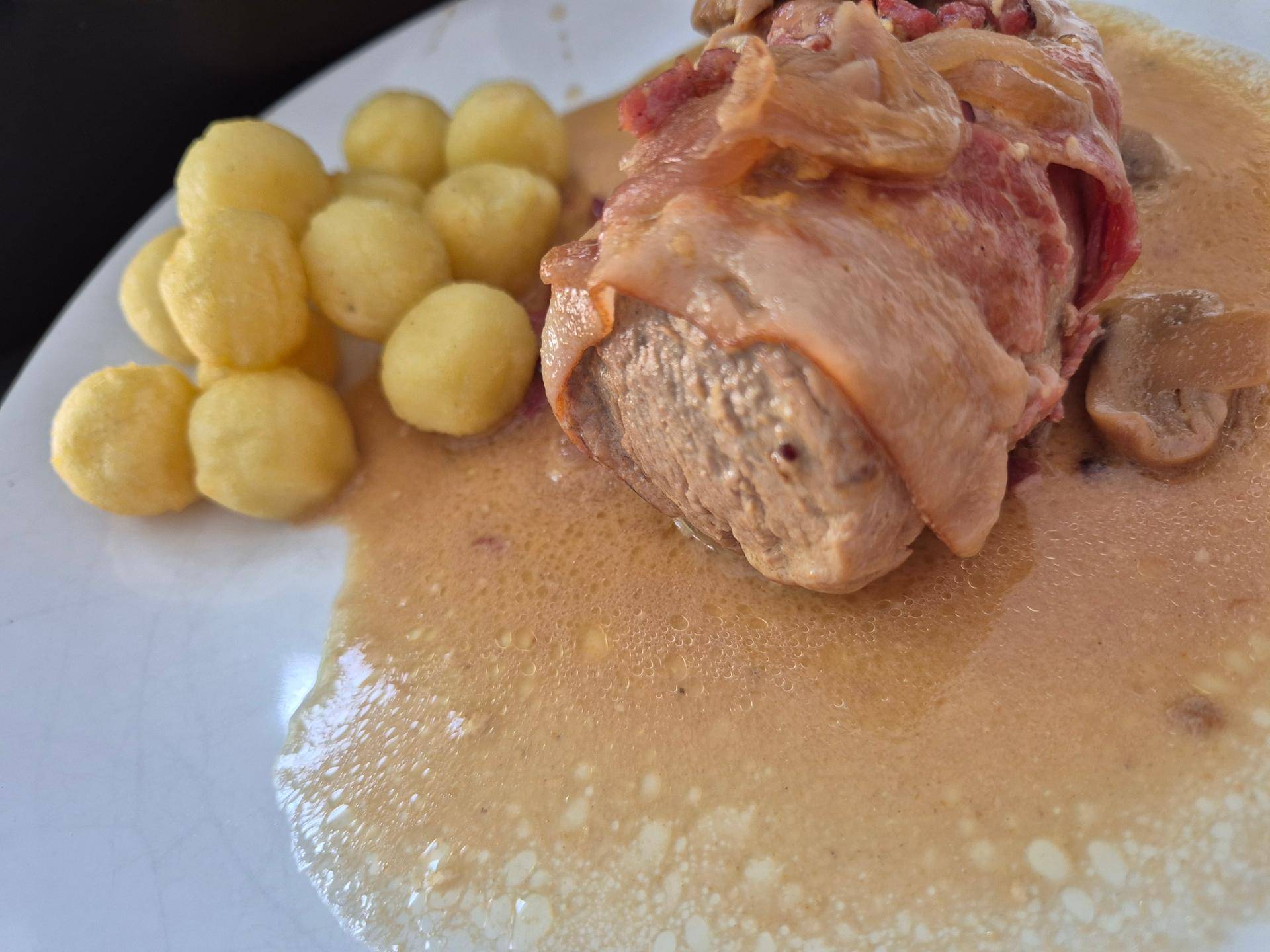 Filet mignon moutarde vin et poitrine fumé - Recette Cookeo | Moulinex