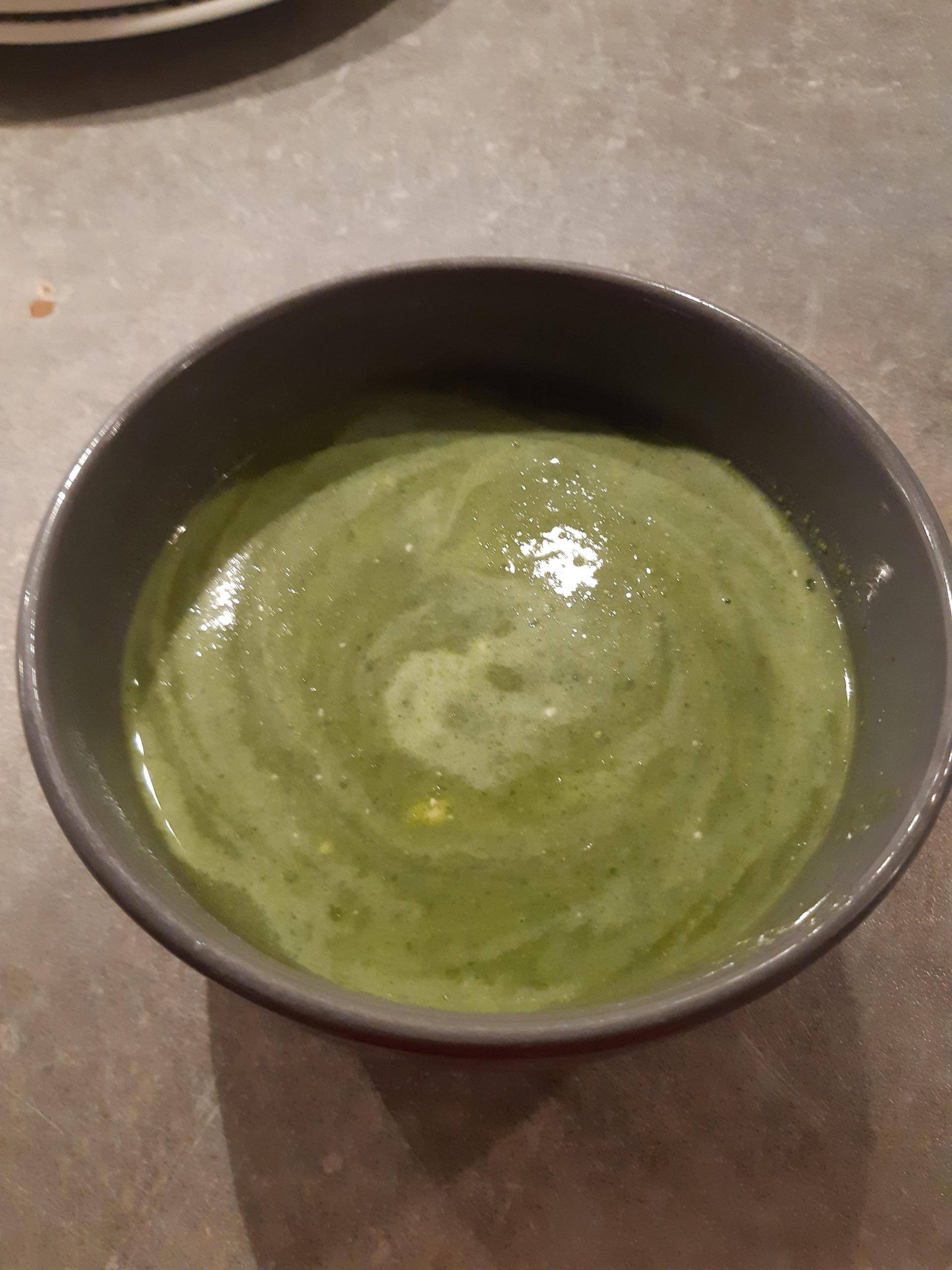 Velouté de fanes de radis - Recette Cookeo | Moulinex