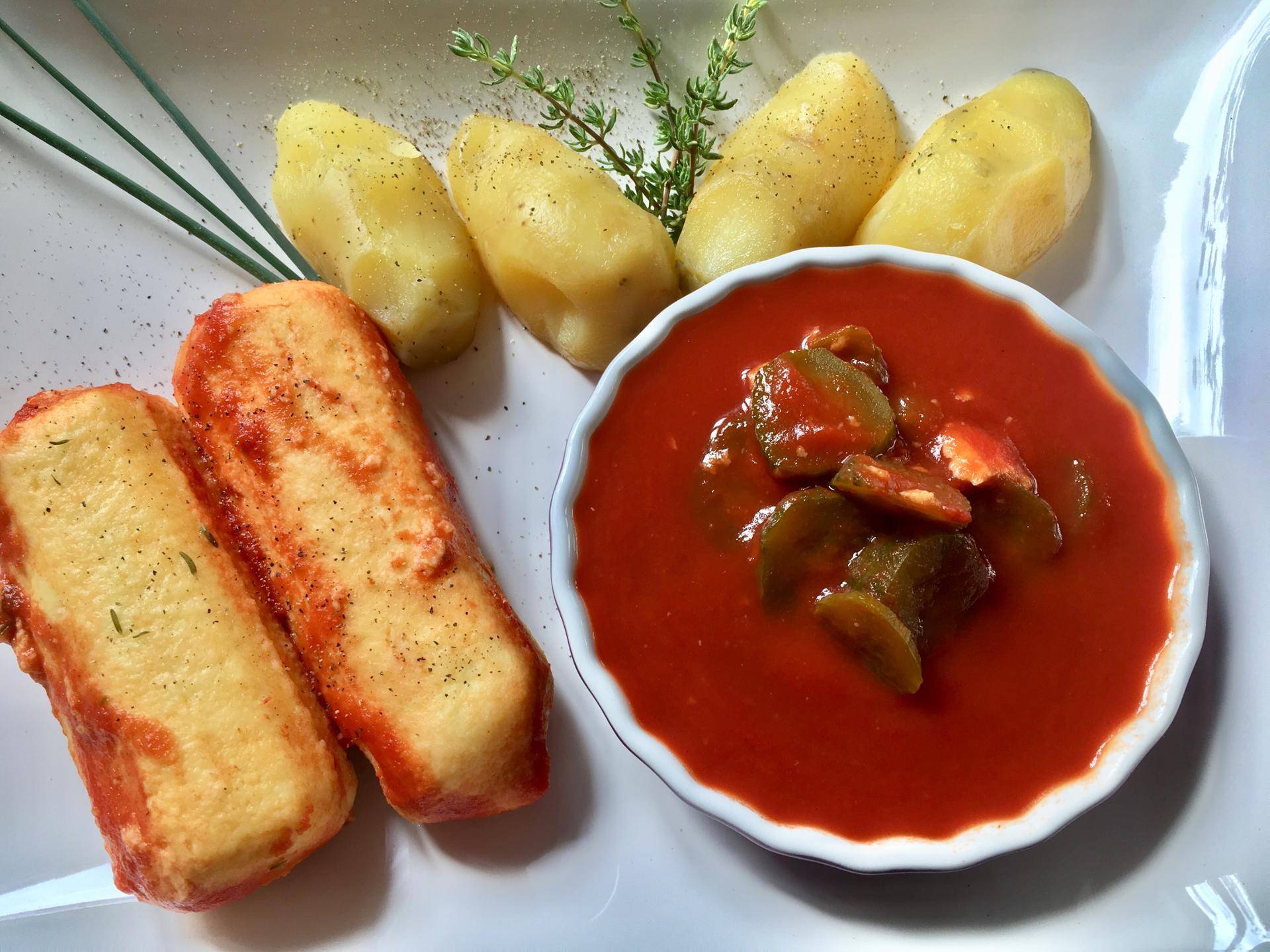 Quenelles sauce piquante et ses pommes de terre vapeur - Recette Cookeo | Moulinex