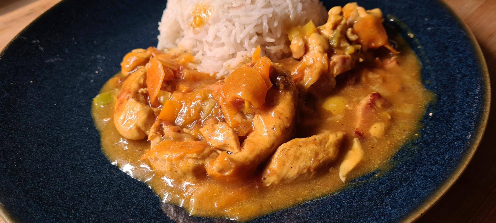 Poulet Curry et ses petits légumes - Recette Cookeo | Moulinex