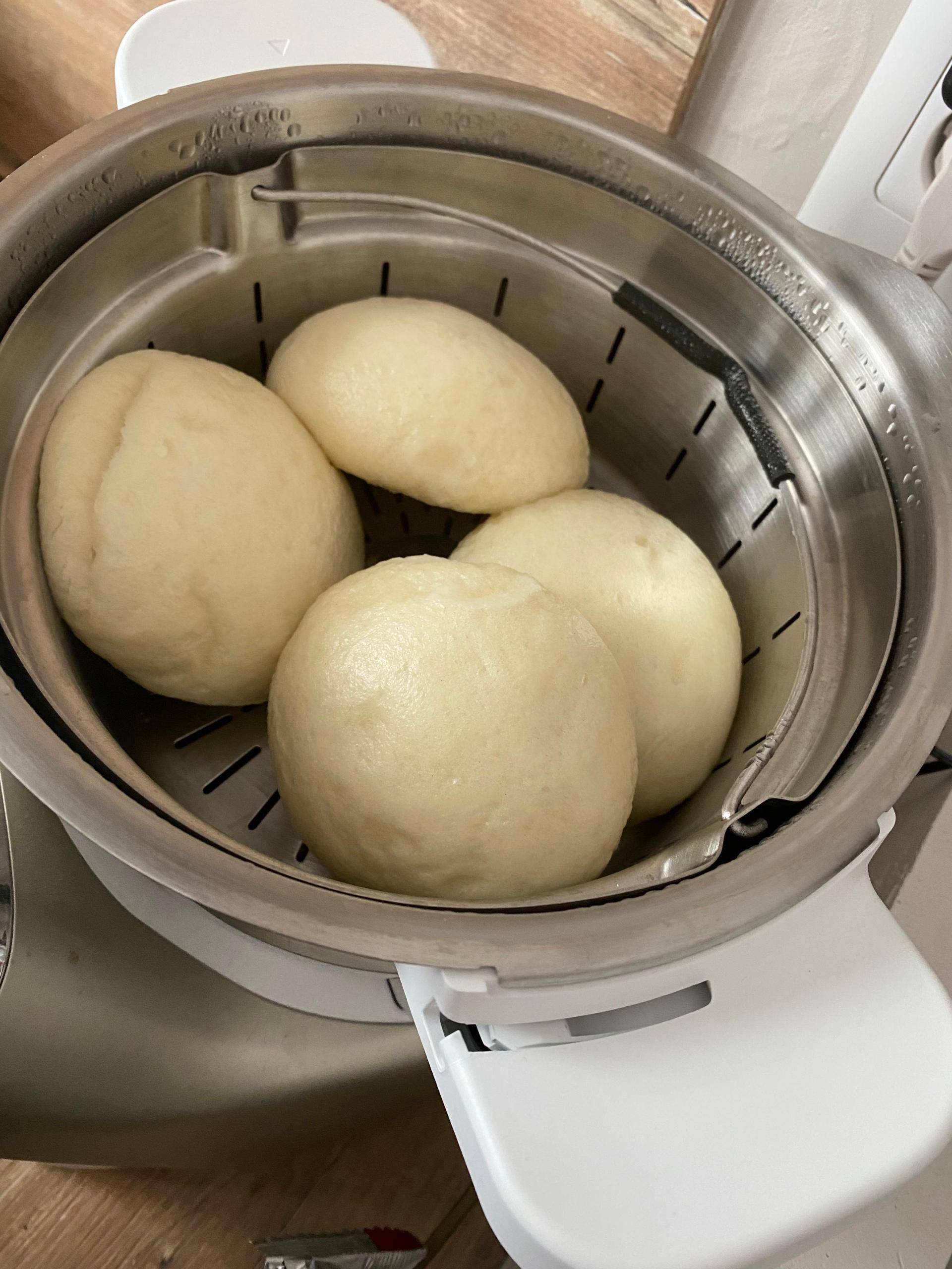 Kluski na parze, pain polonais vapeur - Recette Companion Connect | Moulinex