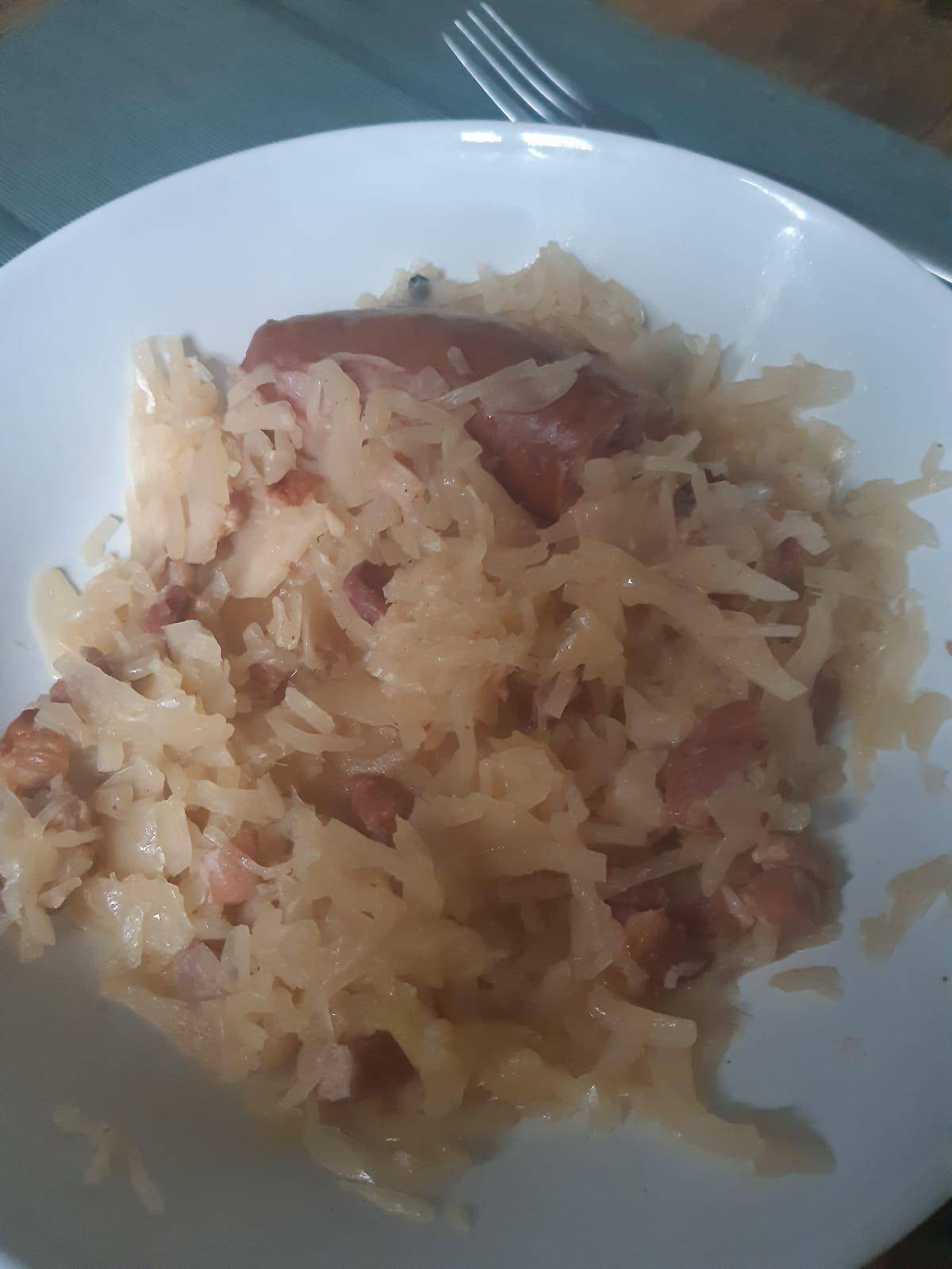 Chou blanc aux saucisses fumées et lard - Recette Cookeo | Moulinex