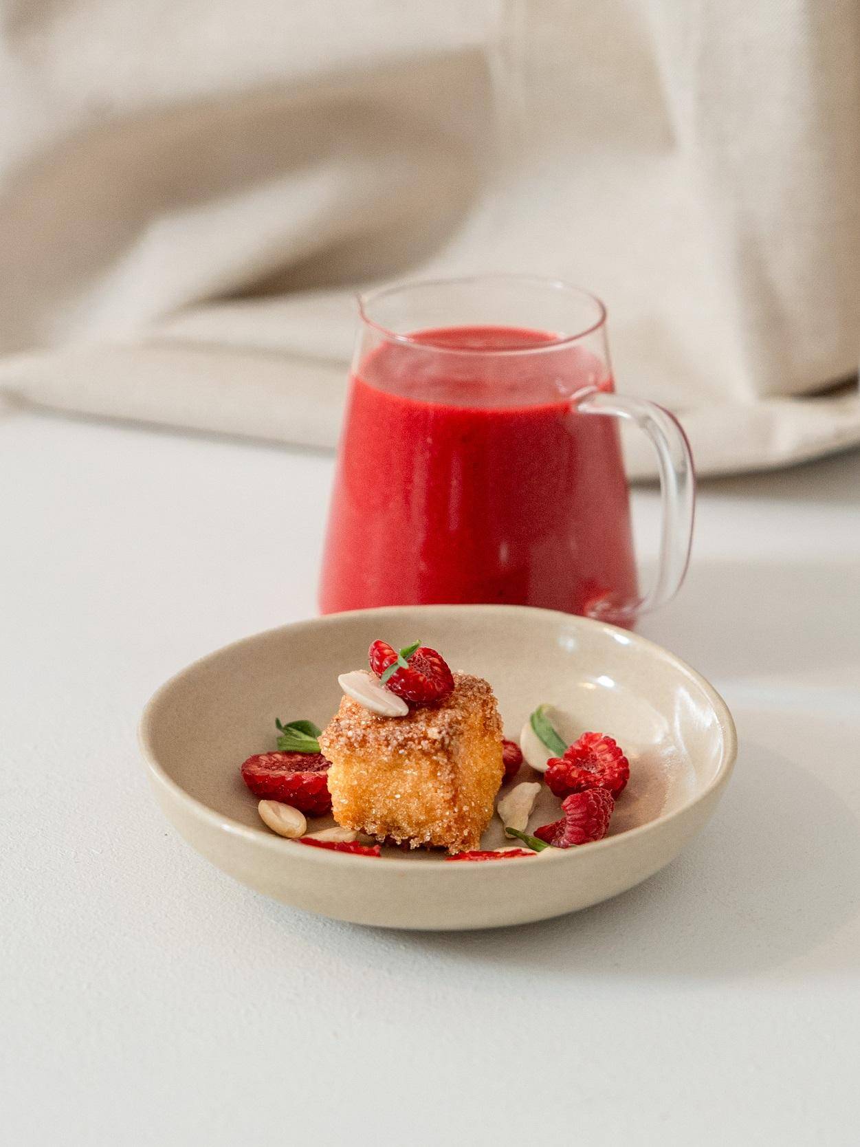 Gaspacho framboises, croûtons de brioche - Recette Blend up | Moulinex