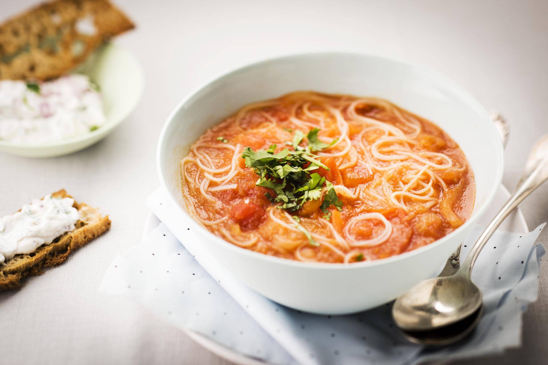 Soupe tomate et citronnelle - Recette Cookeo V3 Mini | Moulinex