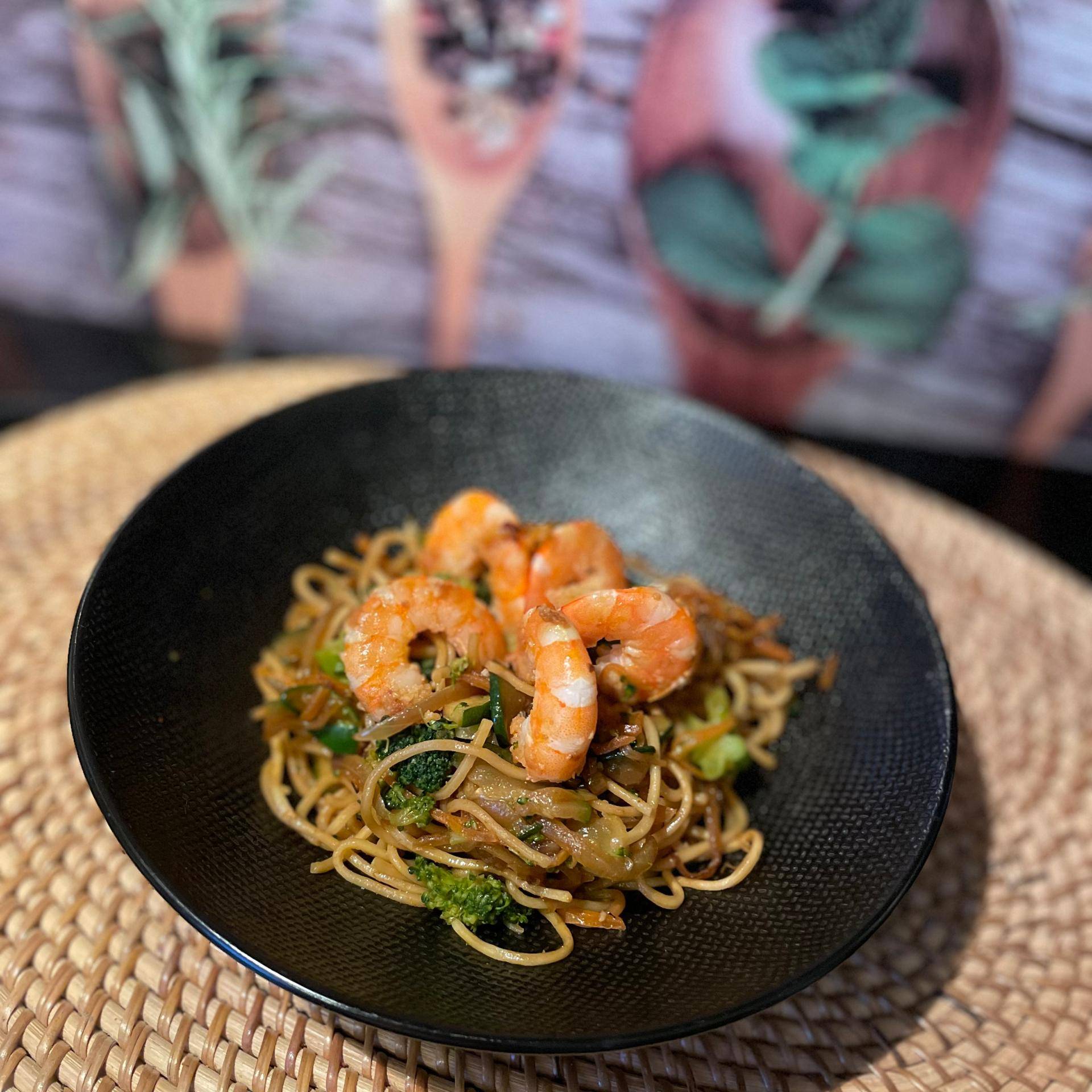 Nouilles sautées aux crevettes et petits légumes - Recette Companion Connect XL | Moulinex