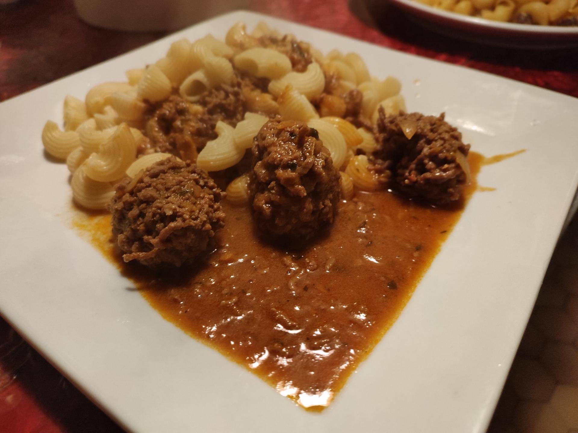 Boulette de boeuf à la sauce tomate poivron - Recette Companion XL | Moulinex