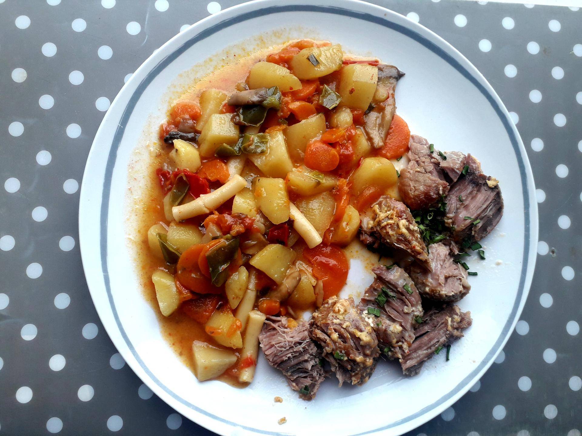 Rôti de porc poivrons légumes - Recette Cookeo | Moulinex