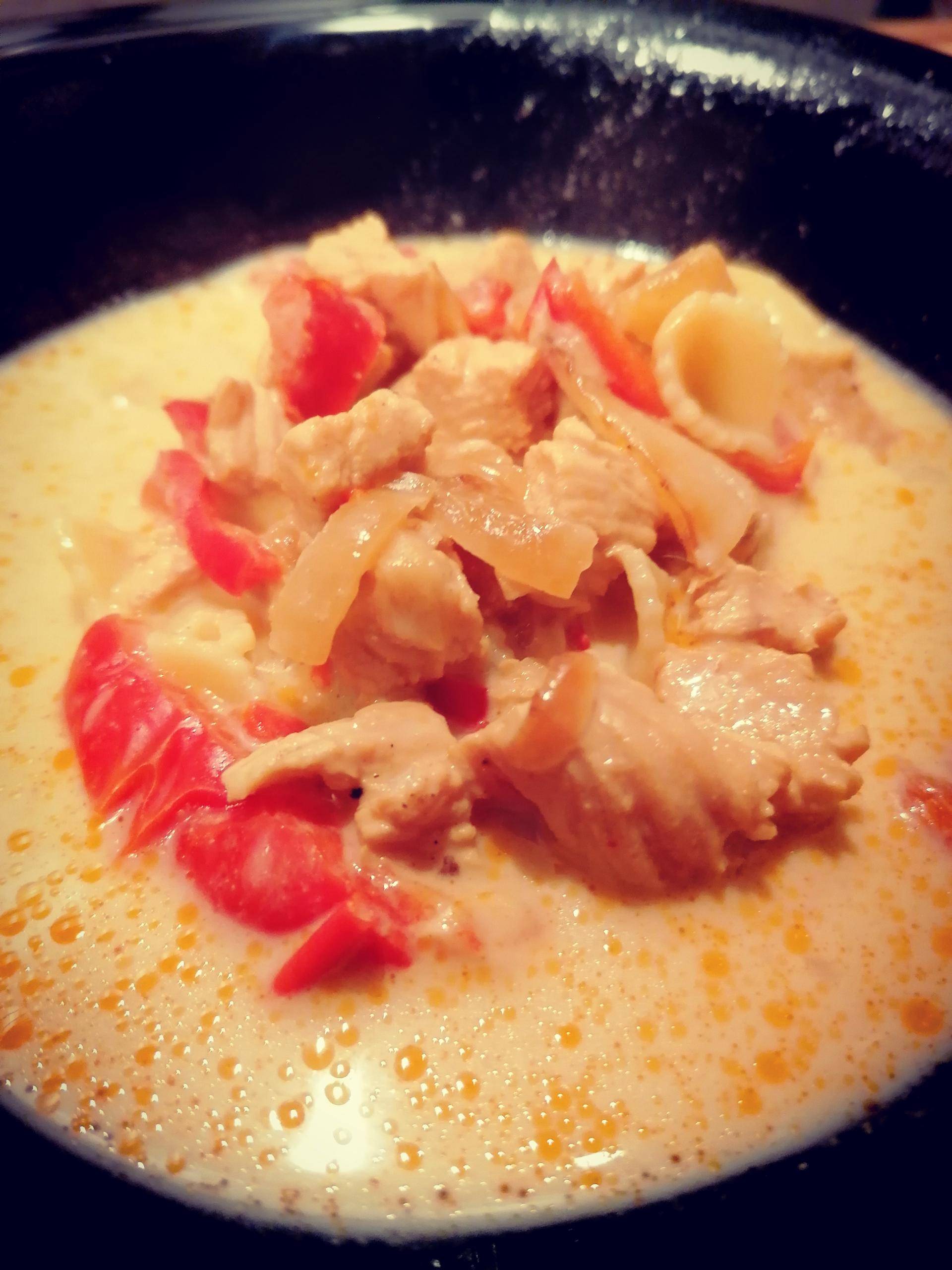 Escalopes de volaille à la sauce moutarde - Recette Cookeo | Moulinex