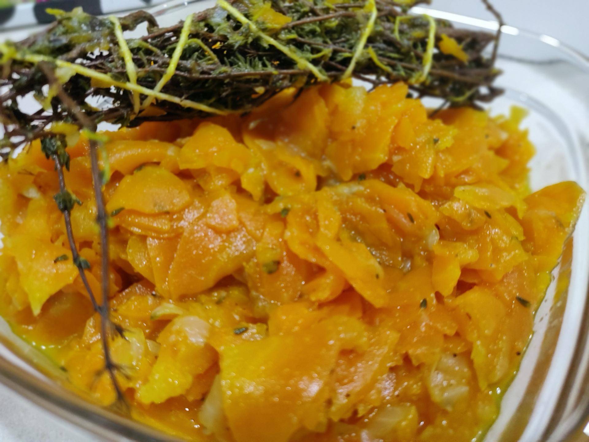 Carottes vichy au thym - Recette Companion XL | Moulinex