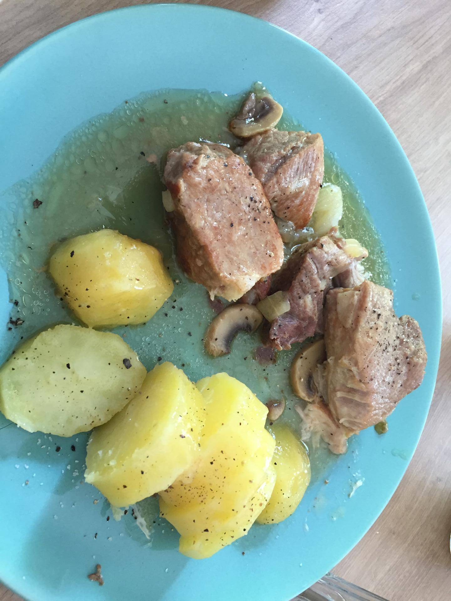 Rouelle de porc et ses pommes de terre - Recette Cookeo | Moulinex