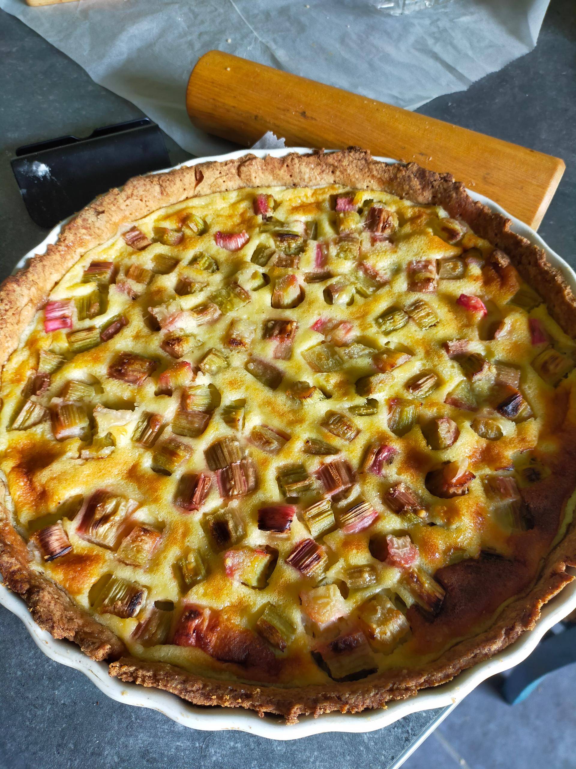 Tarte rhubarbe tout en finesse - Recette Companion Connect XL | Moulinex