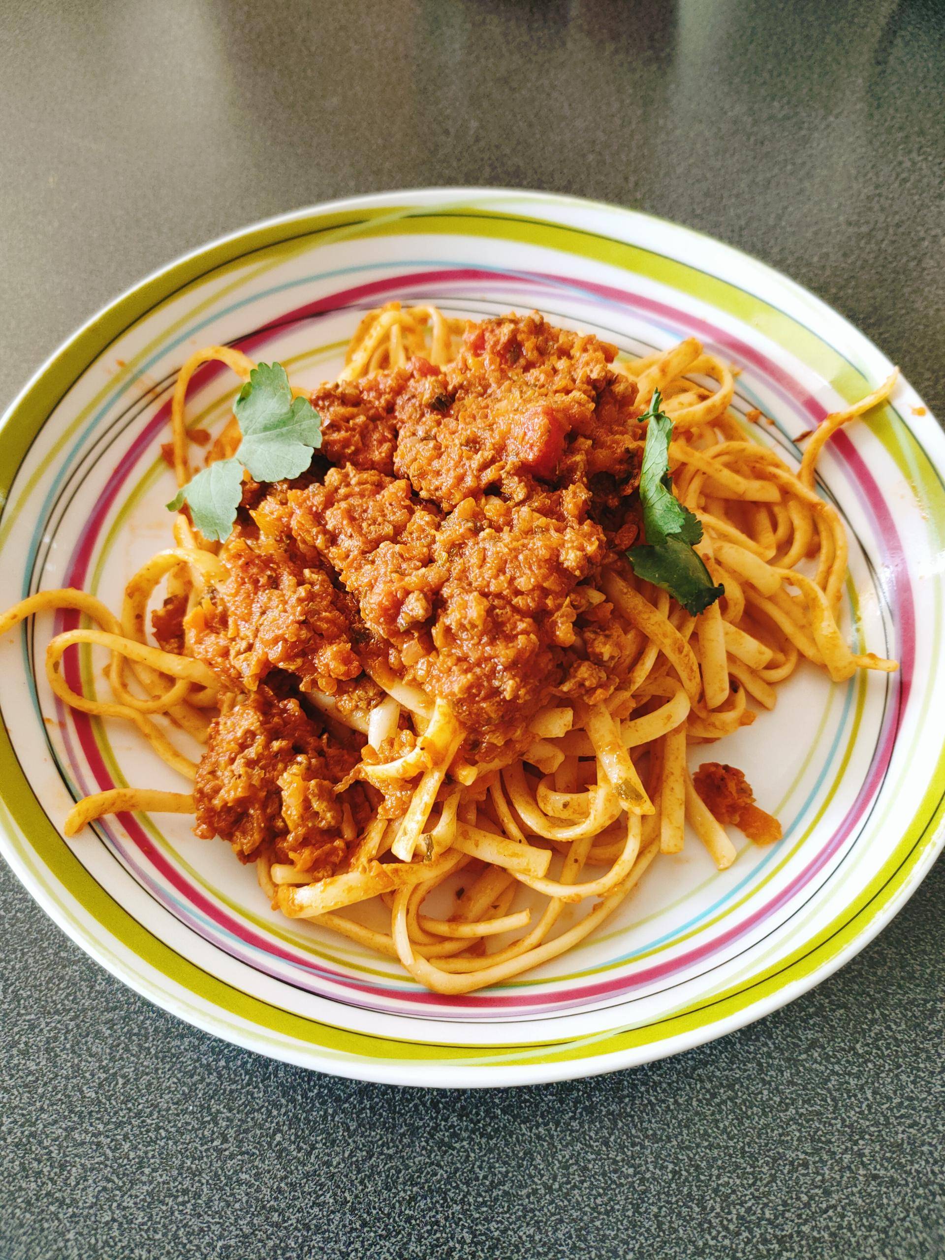 Spaghetti Bolognaise à ma façon avec carottes et céleri - Recette Companion Connect XL | Moulinex