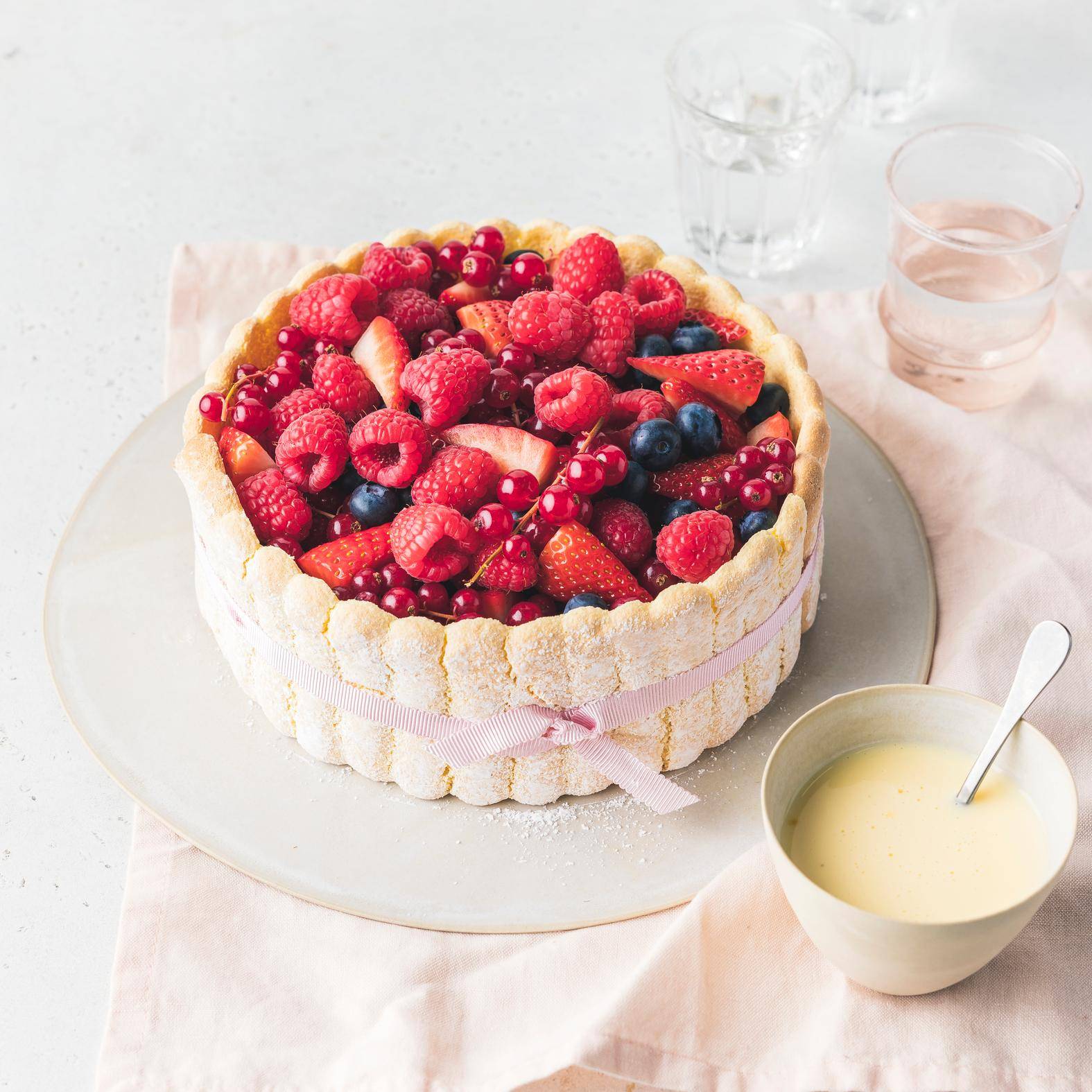 Charlotte aux fruits rouges - Recette Kitchen Machines Touch/Touch + | Moulinex