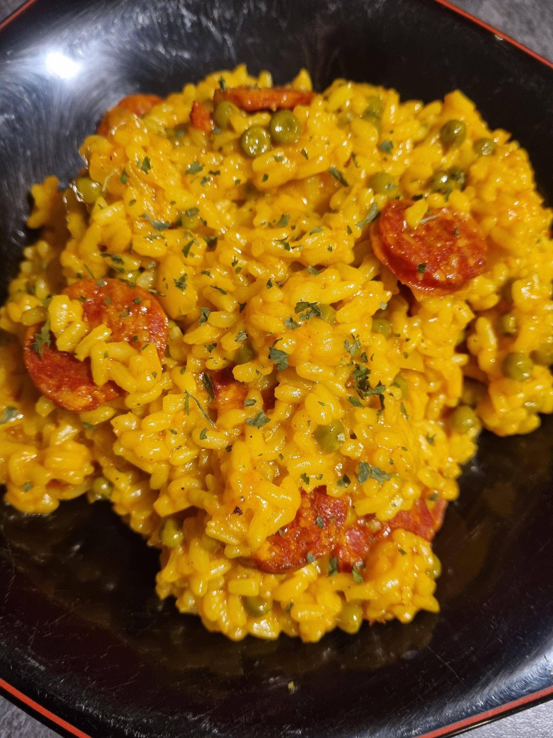Risotto chorizo, petits pois, poivrons jaunes - Recette Cookeo | Moulinex