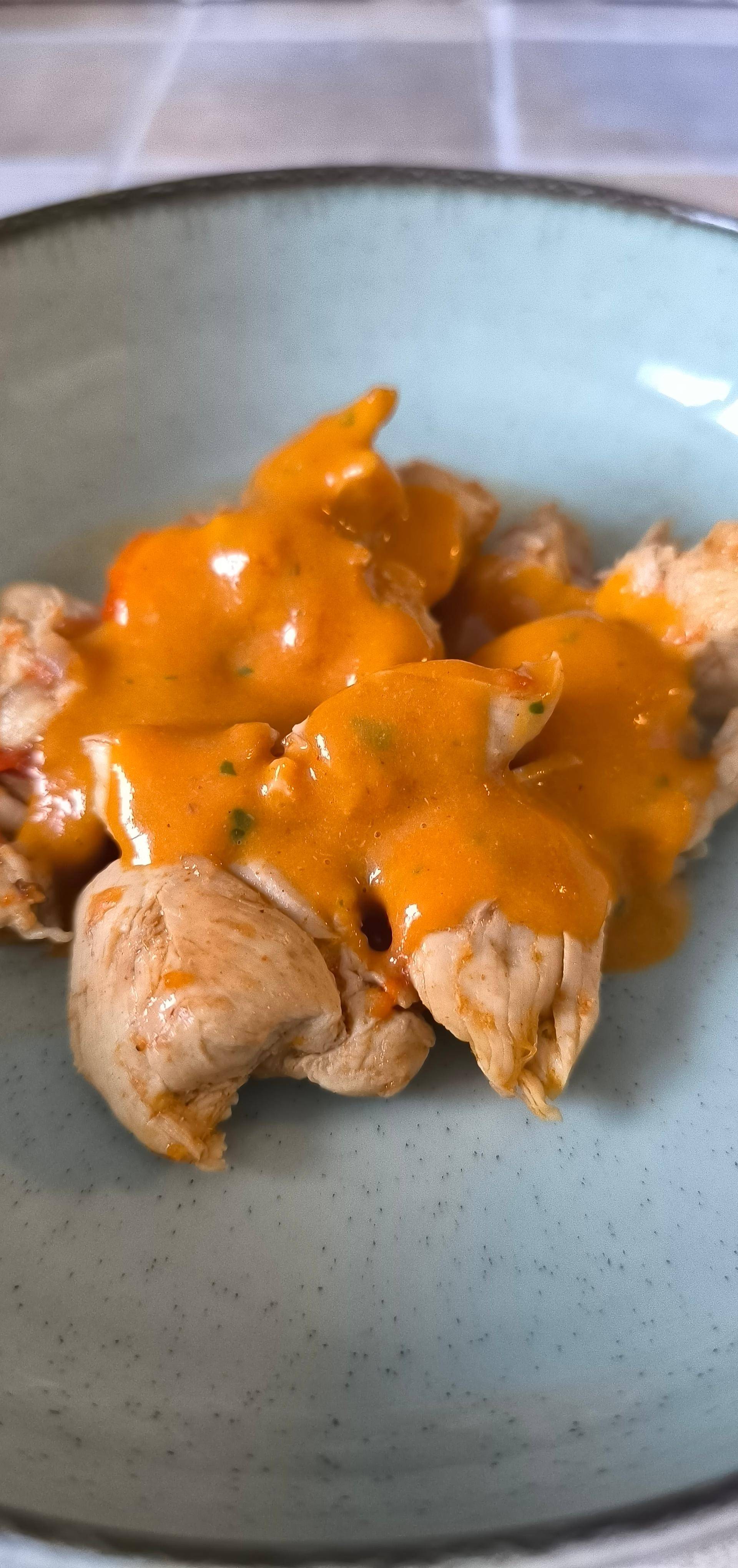 Aiguillettes de poulet sauce tomate et poivrons - Recette Cookeo V3 | Moulinex