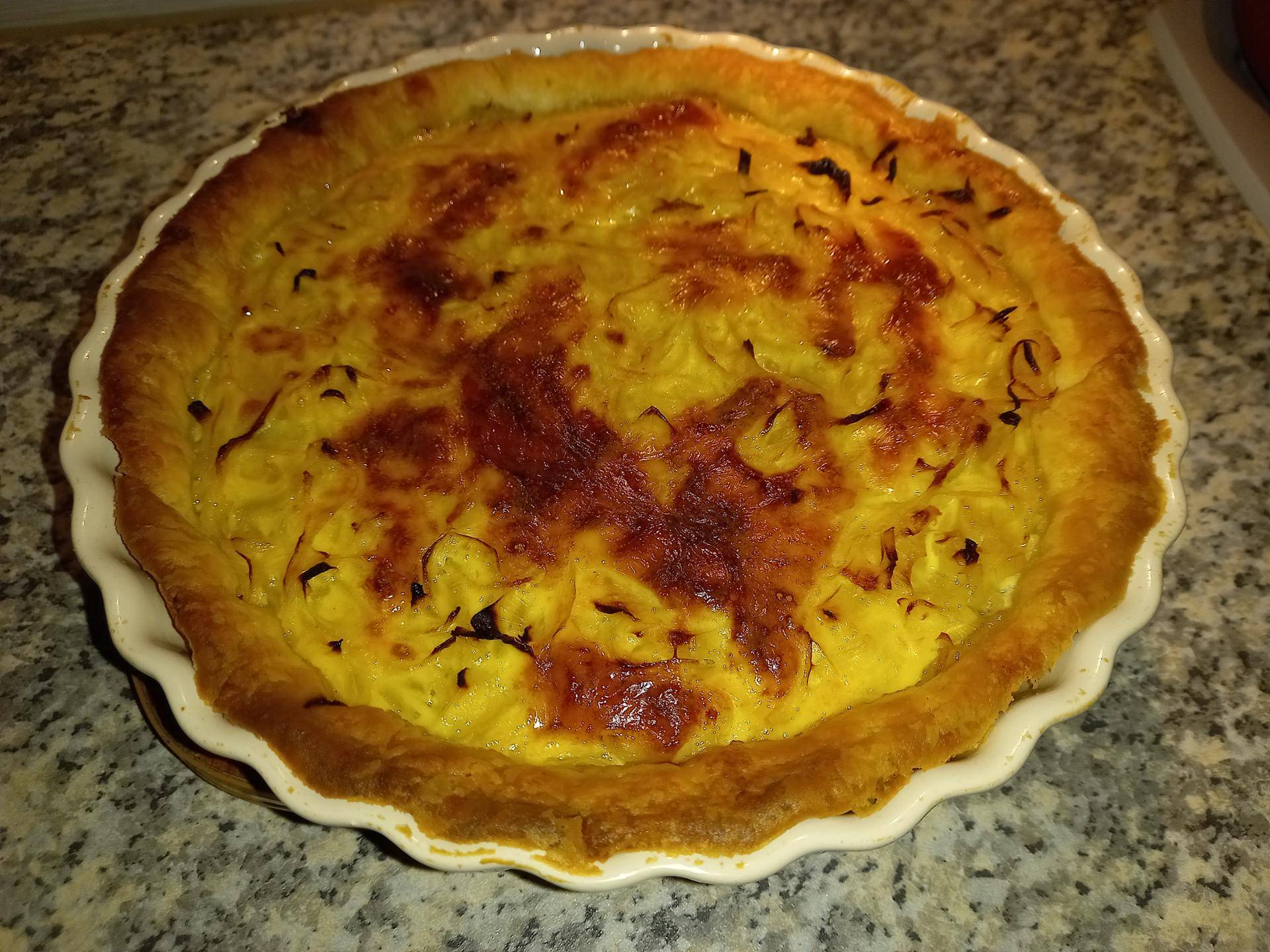 Quiche oignons et Cantal - Recette Companion Connect XL | Moulinex
