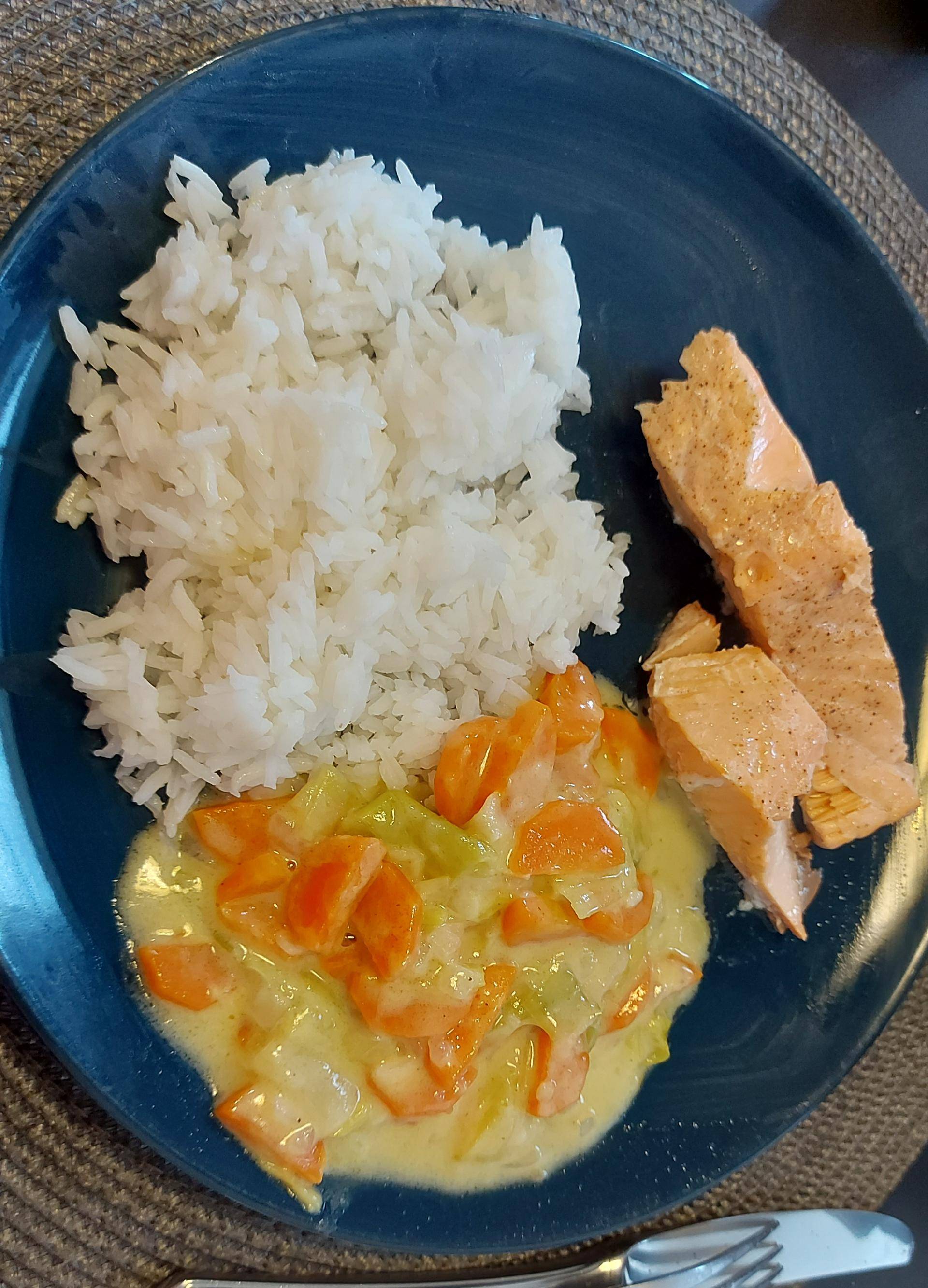Saumon poireaux carottes - Recette Cookeo | Moulinex