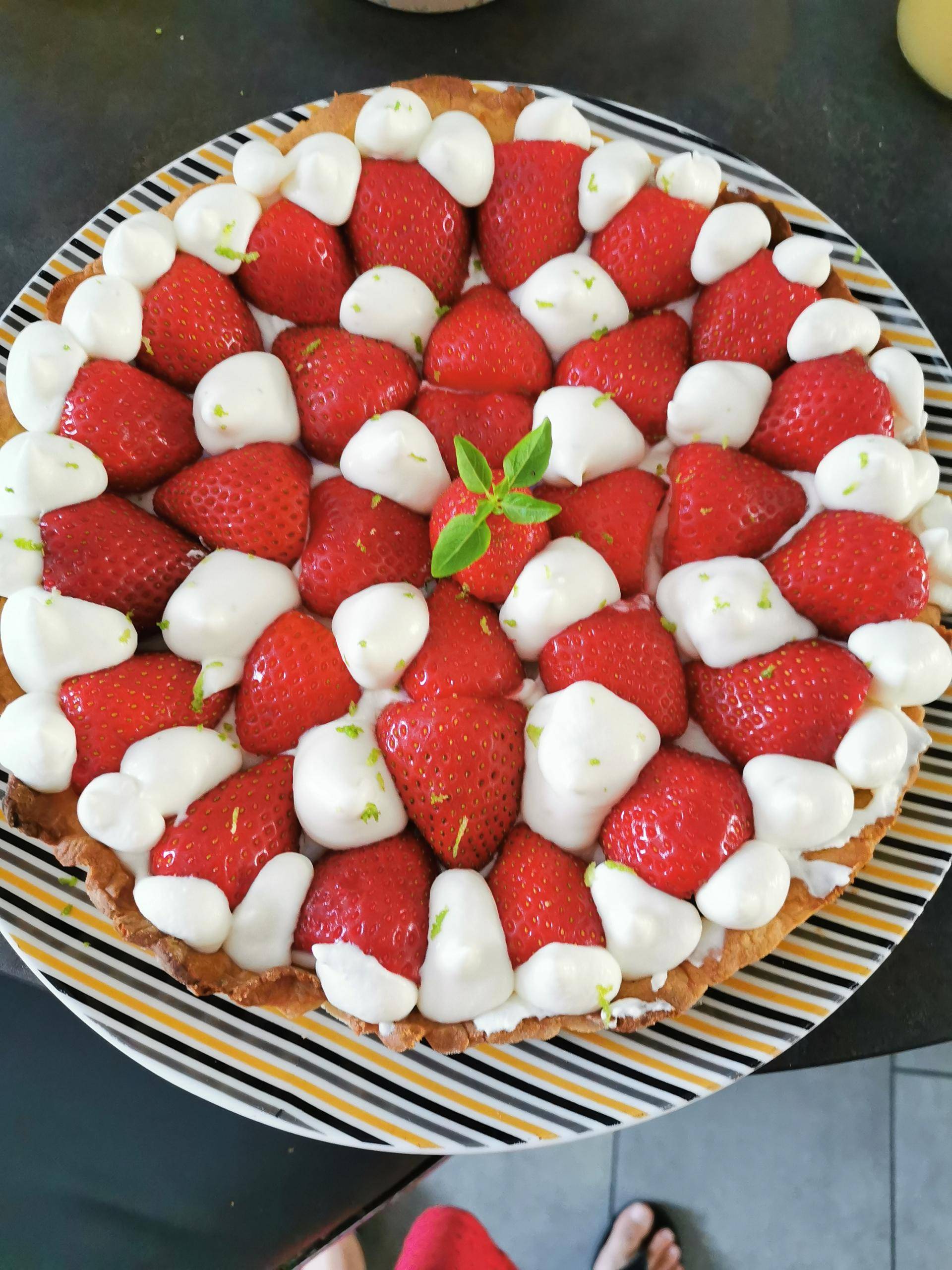 Tarte fraise chantilly au basilic - Recette Companion Connect | Moulinex