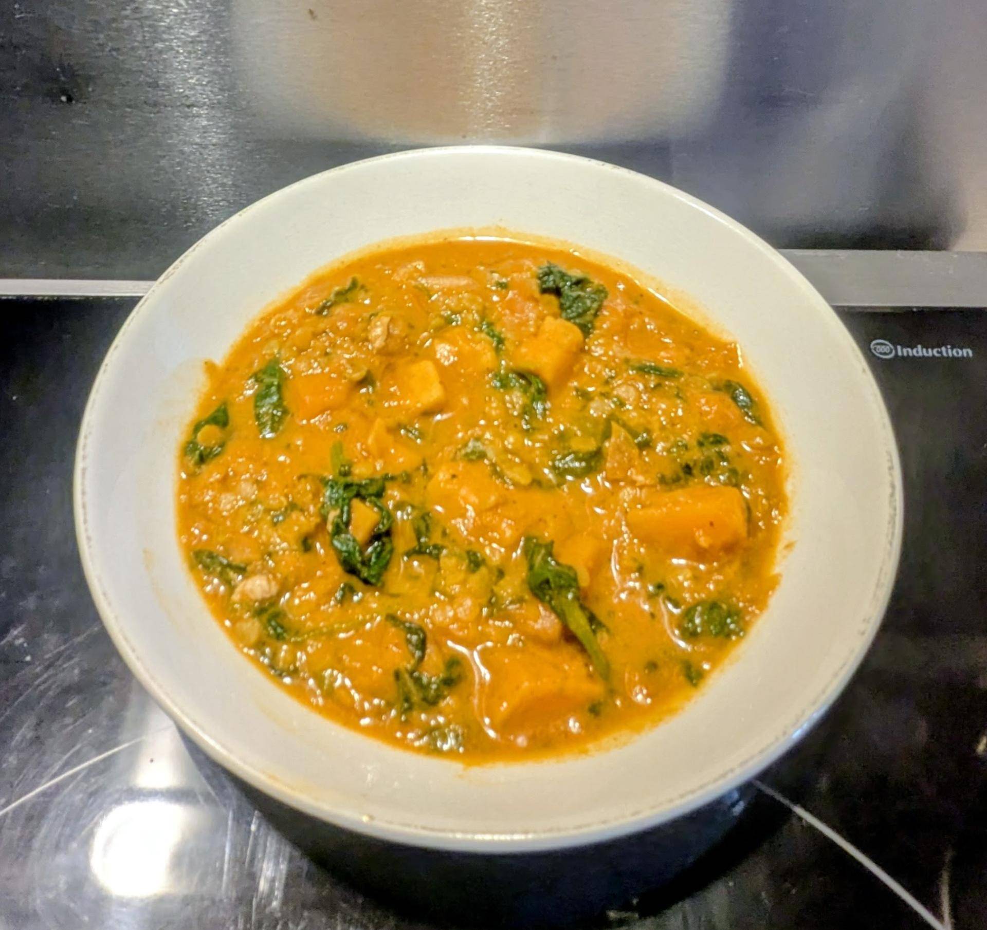 Dahl de patate douce, lentilles corail et épinards - Recette Companion Connect XL | Moulinex