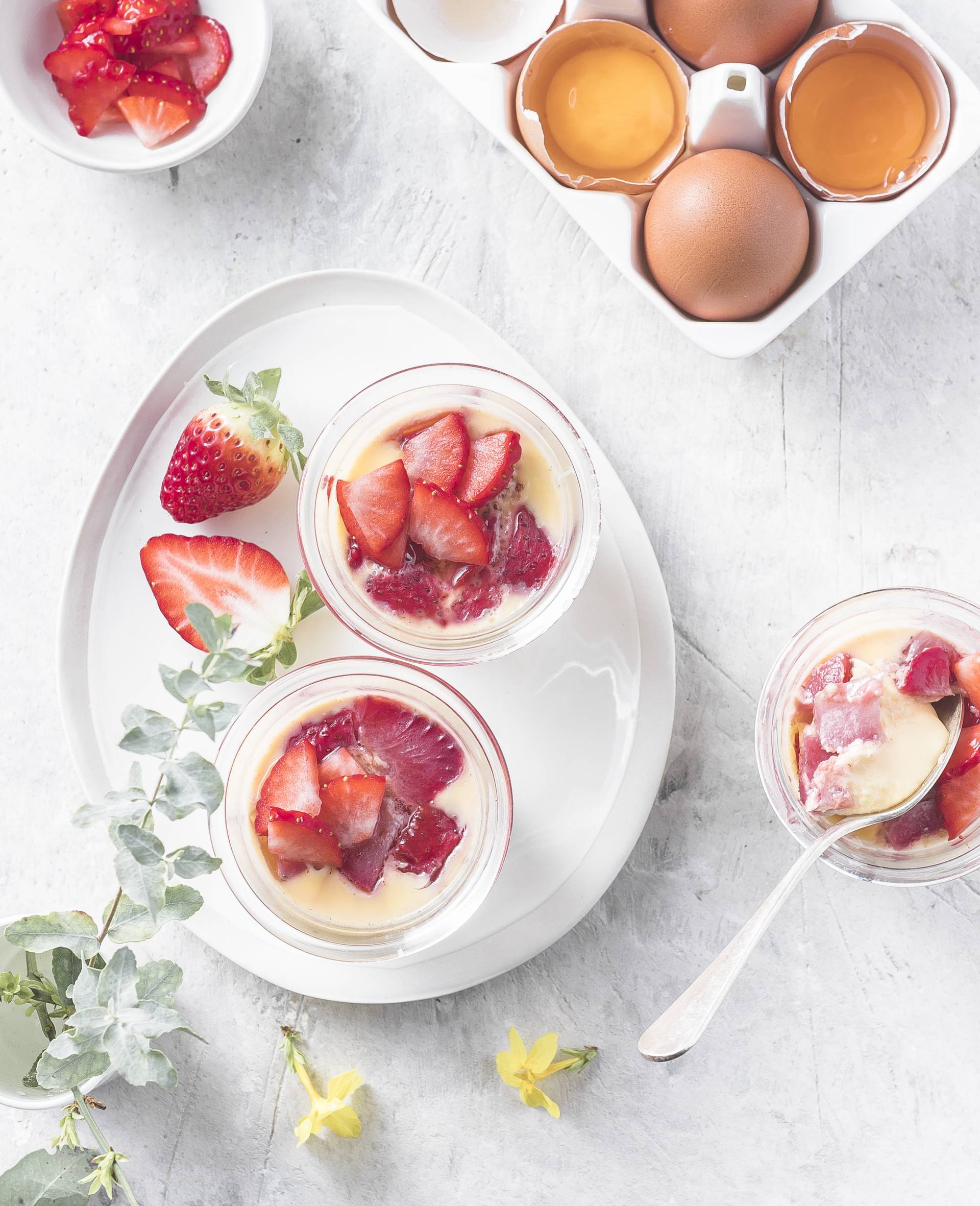 Crèmes aux œufs et fraises - Recette Cookeo V3 Mini | Moulinex