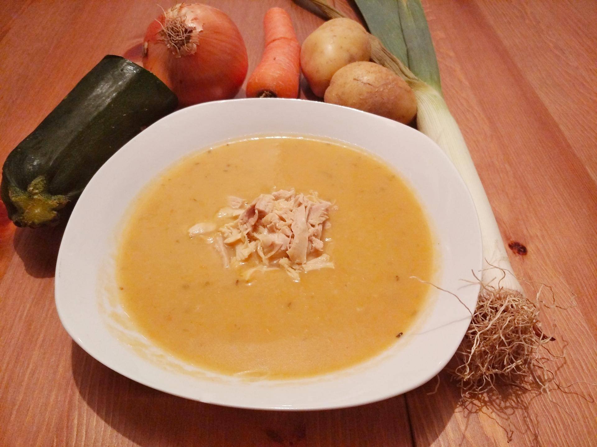 Velouté de légumes et poulet - Recette Cookeo | Moulinex