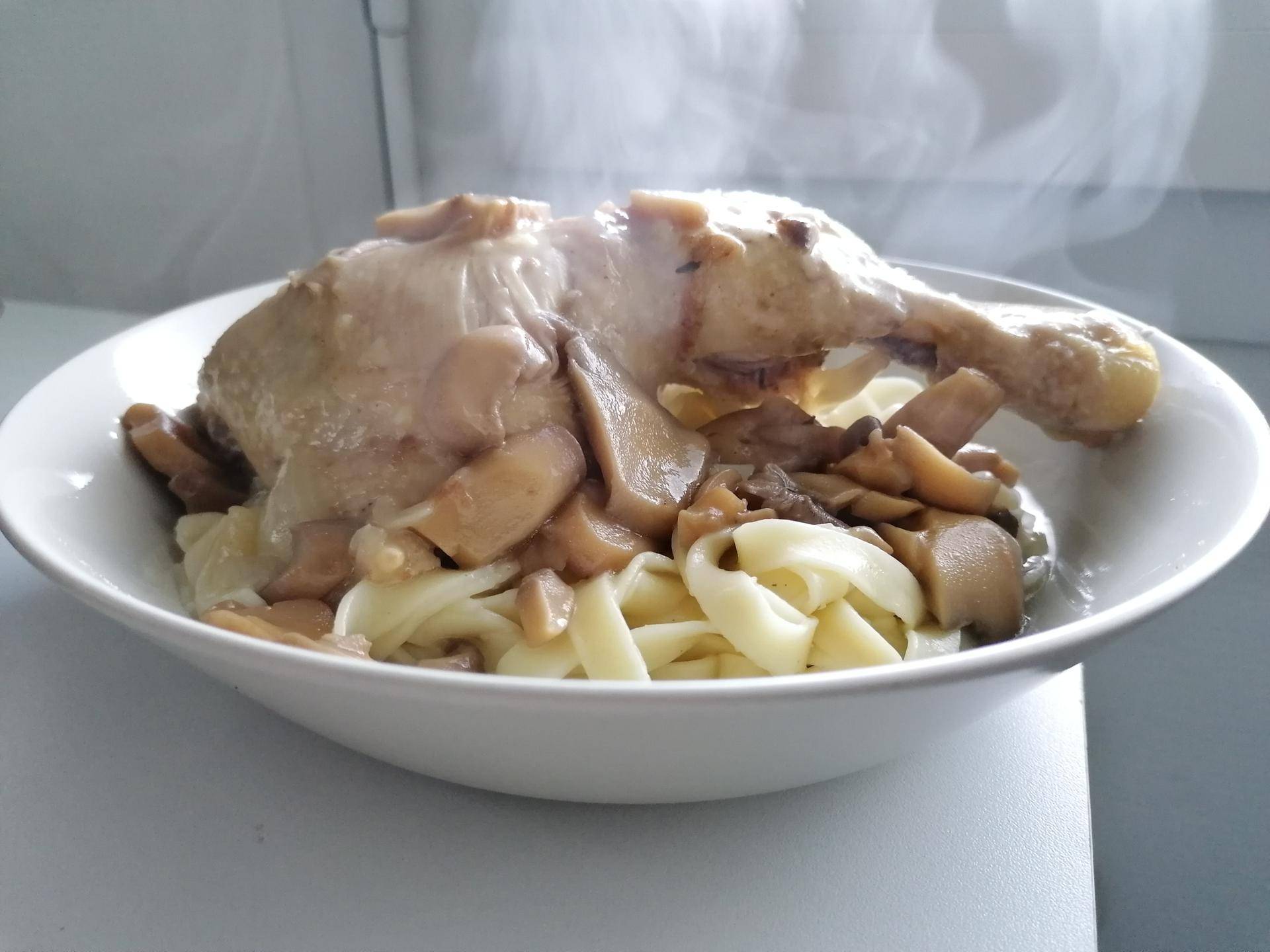 Cuisse de poulet sauce aux champignons - Recette Cookeo | Moulinex