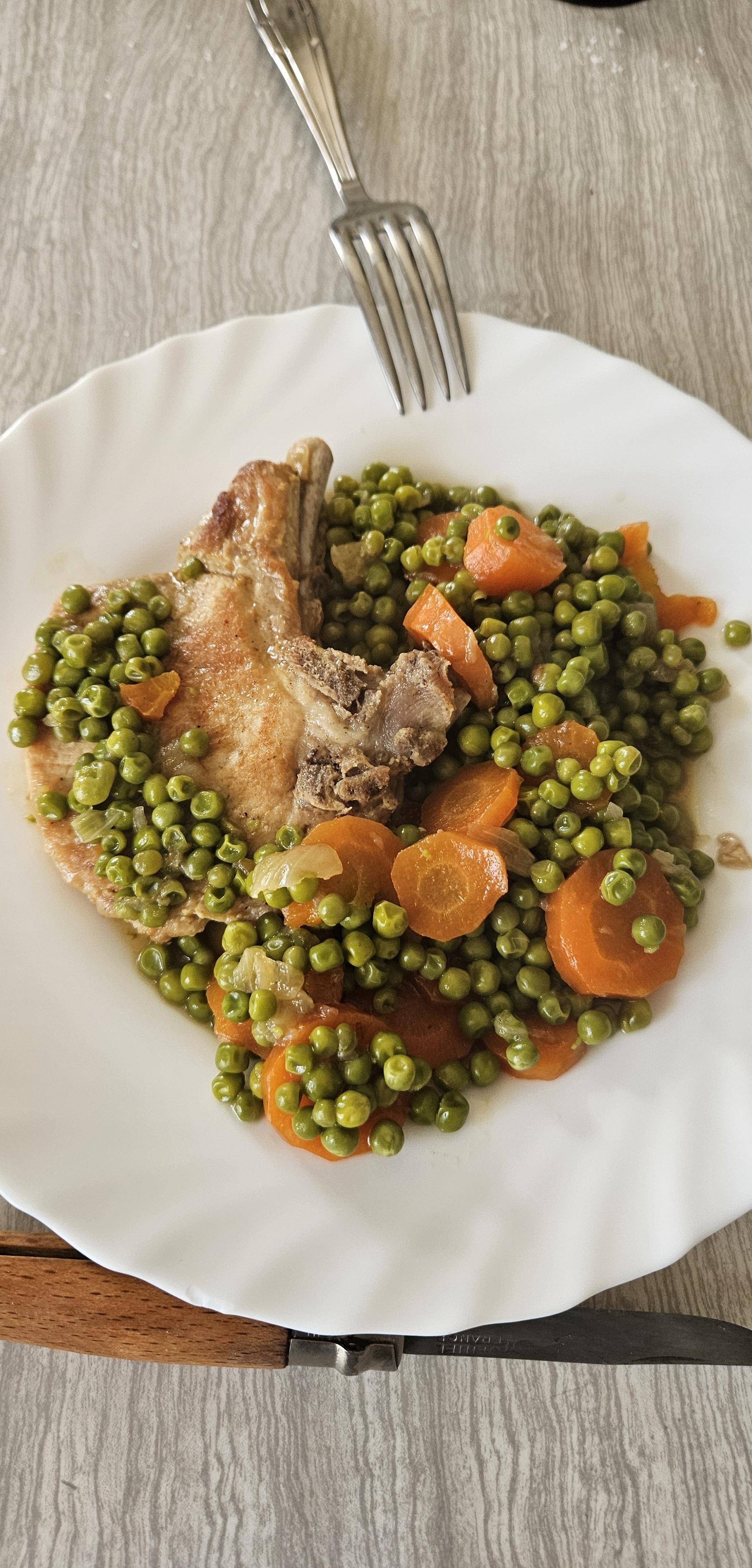 Côte de porc carottes petits pois de Kecyju - Recette Cookeo | Moulinex
