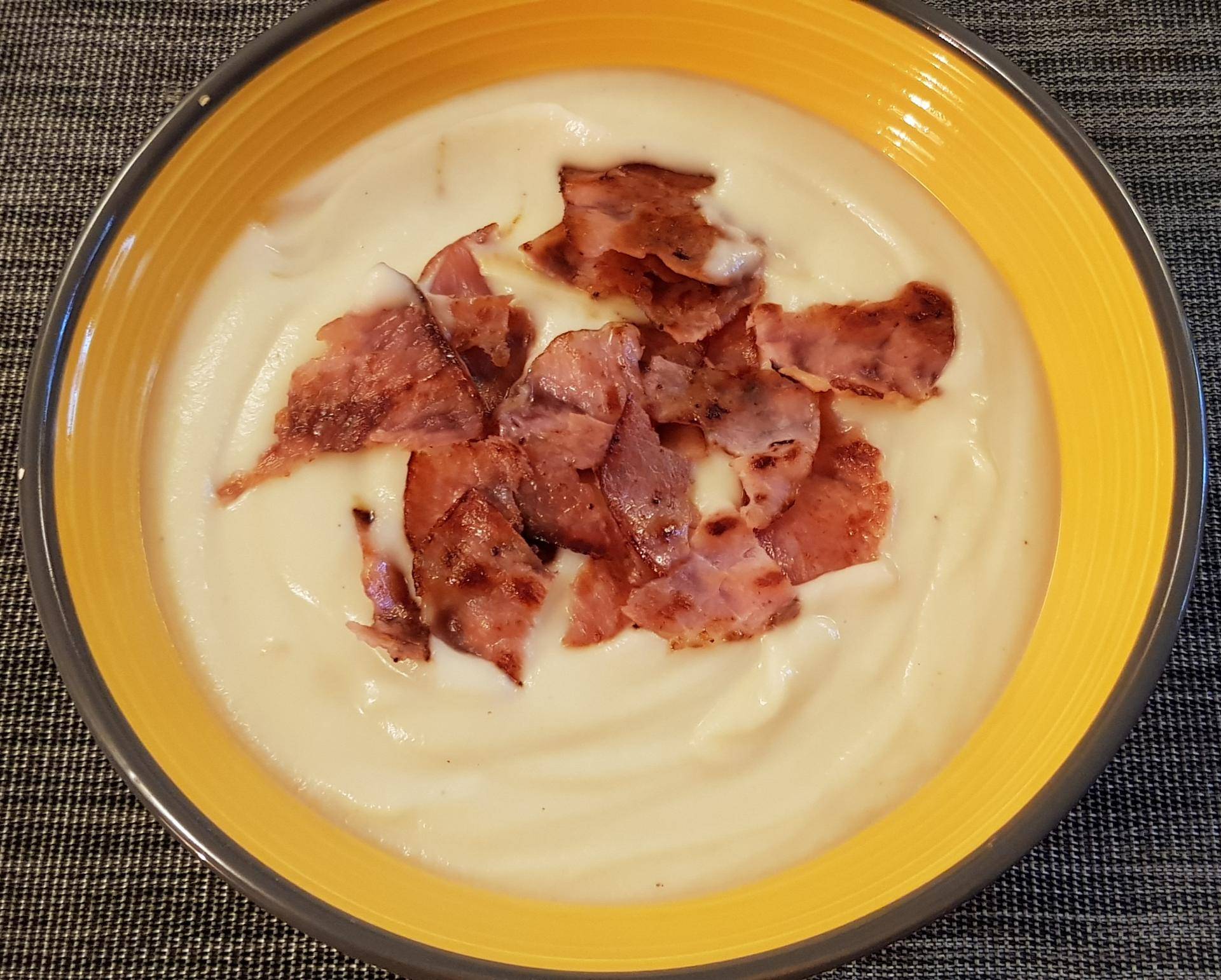 Velouté de chou-fleur et bacon grillé - Recette Companion XL | Moulinex