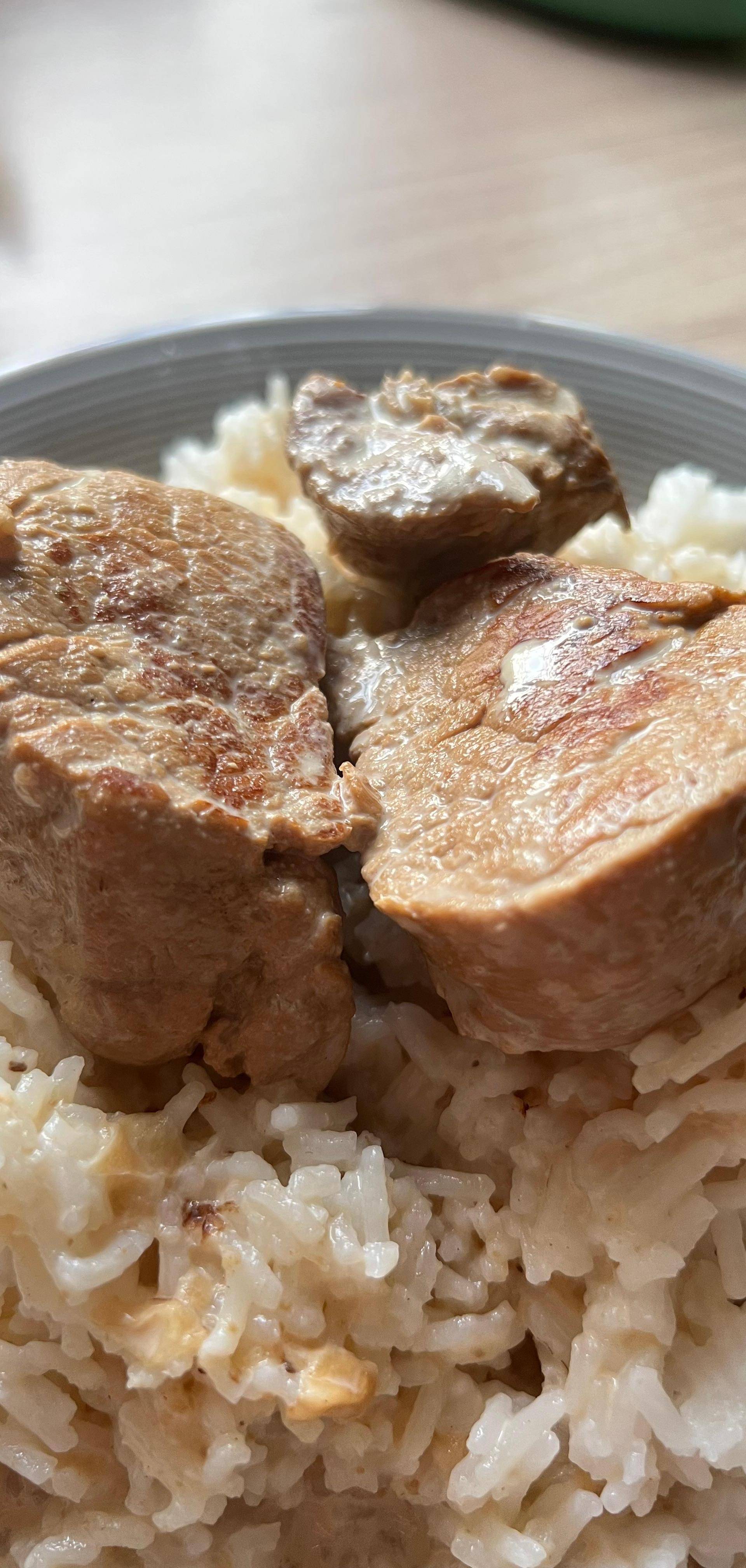 Filet mignon de porc sauce champignons et moutarde - Recette Cookeo | Moulinex