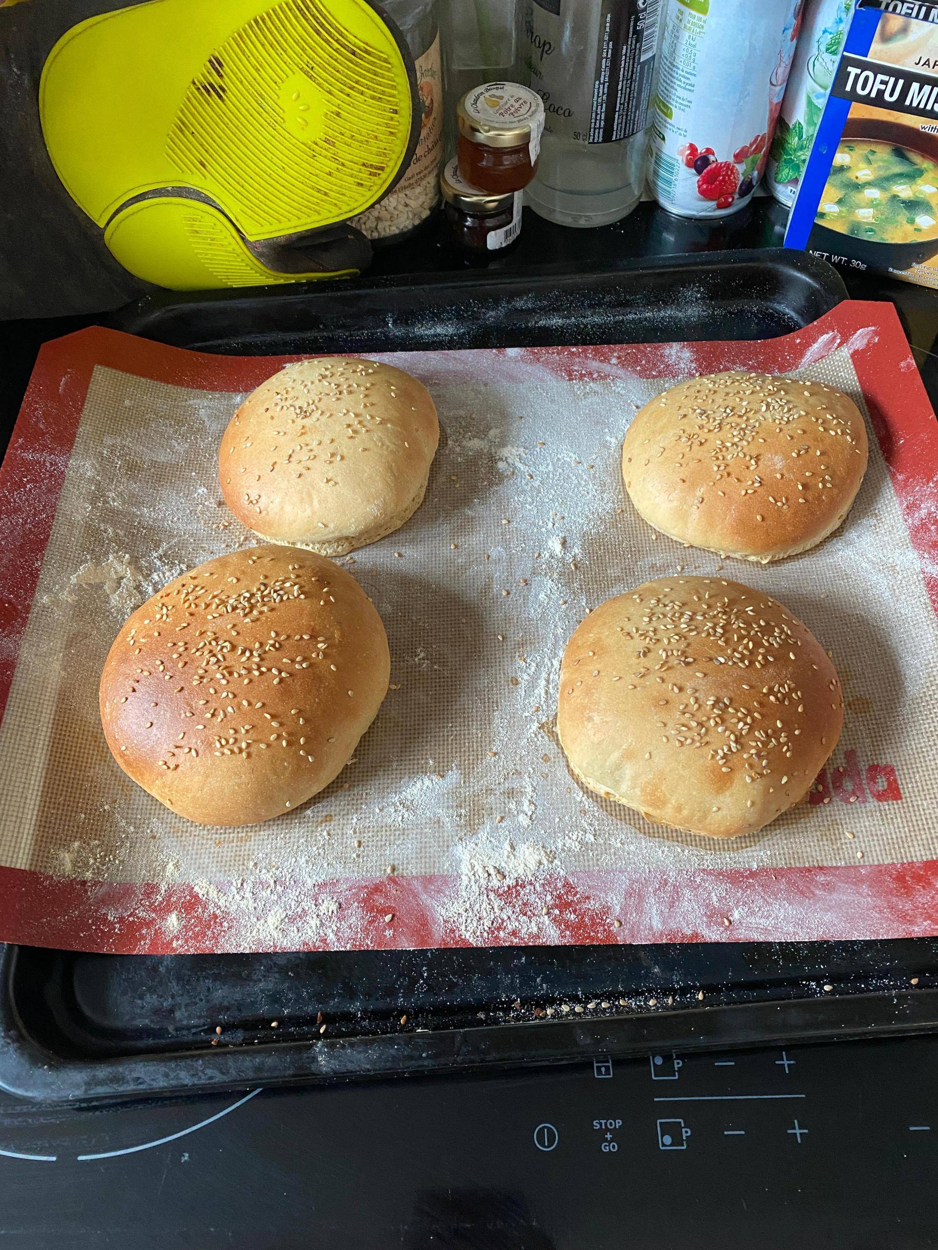Pain burger sans œufs - Recette Companion Connect XL | Moulinex