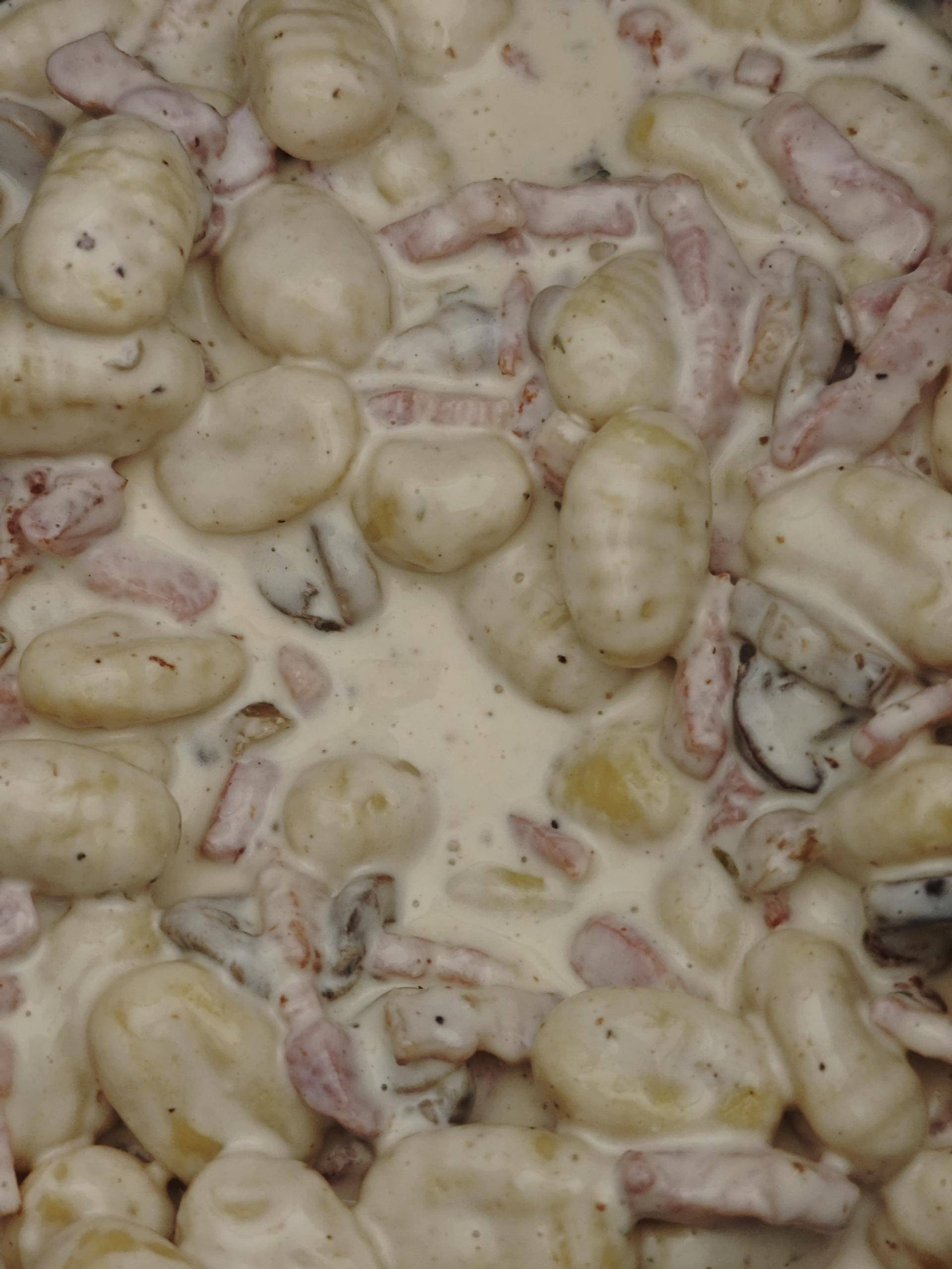 Gnocchis champignons lardons - Recette Cookeo | Moulinex