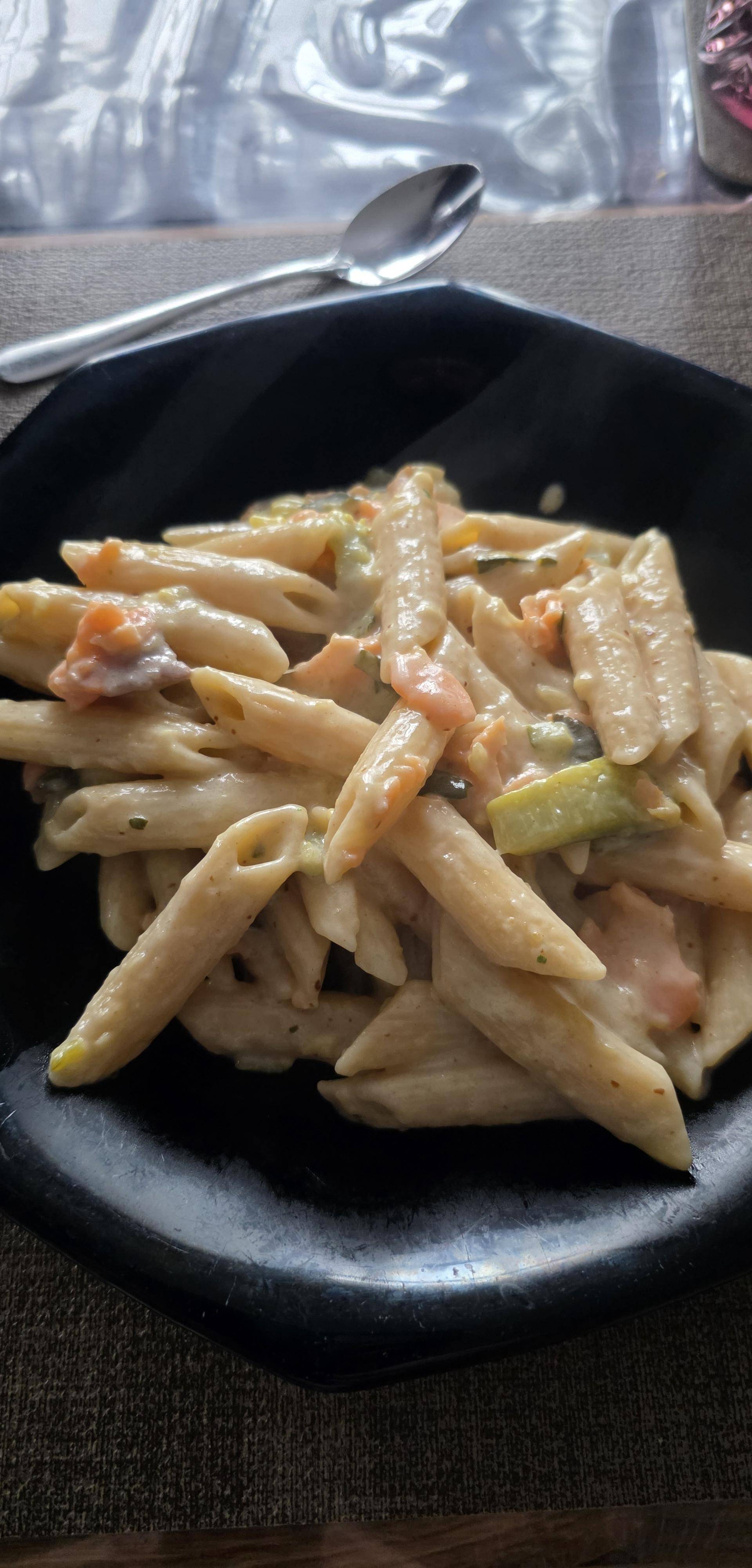 Penne au saumon fumé et courgettes - Recette Cookeo Infinity Autostir | Moulinex