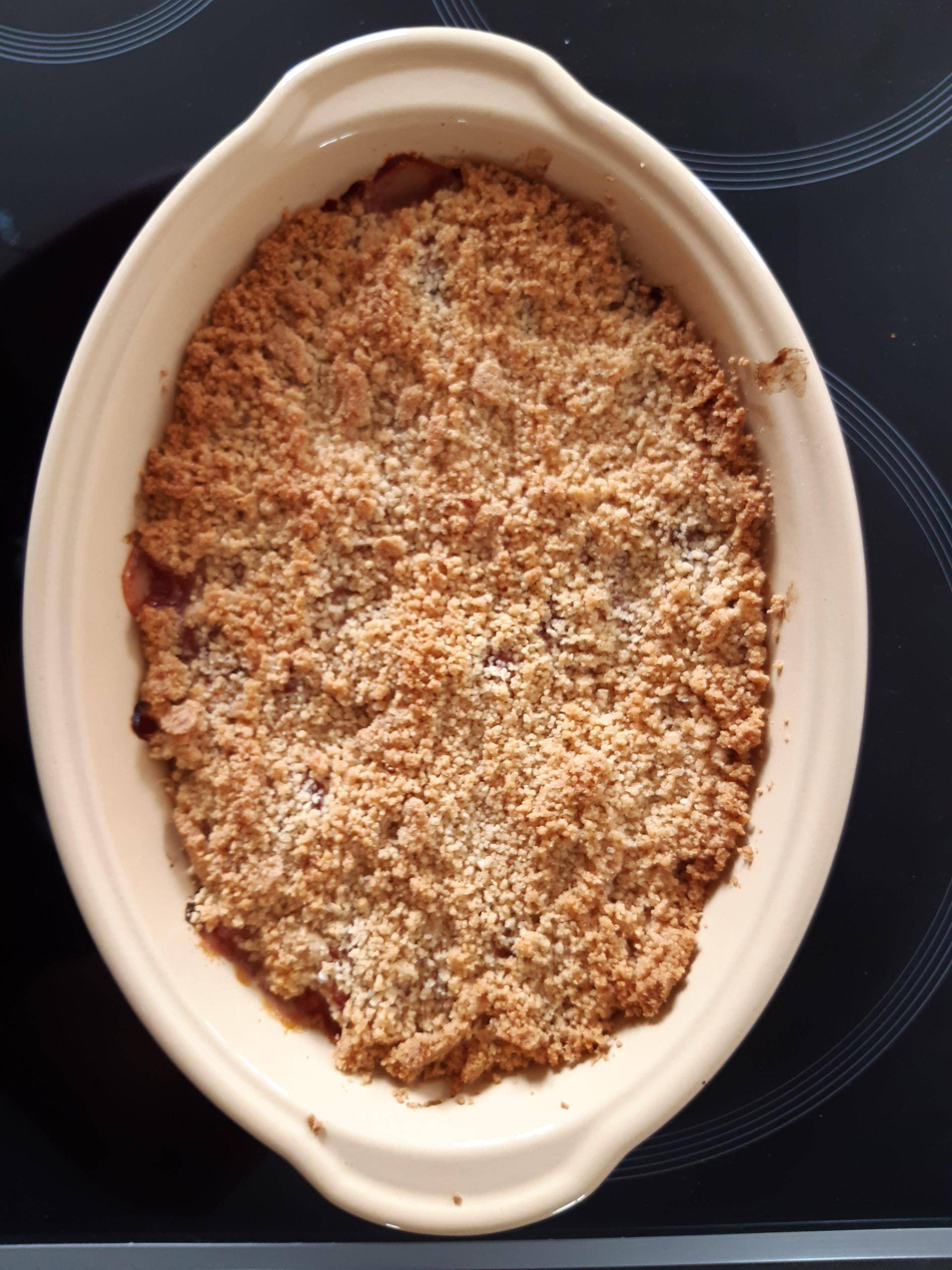 Crumble aux pêches de vigne - Recette Companion Connect XL | Moulinex