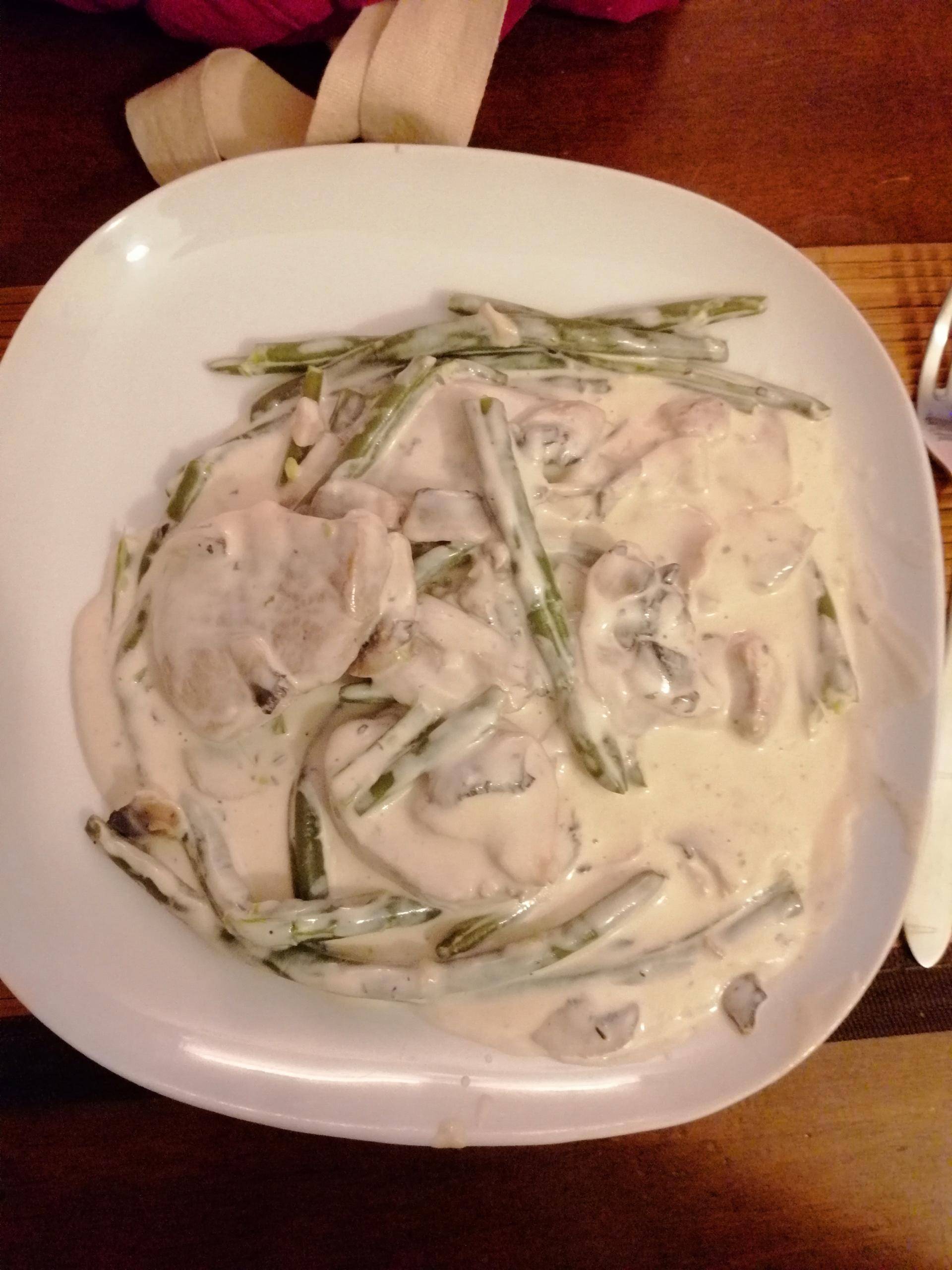 Filet mignon de porc à la crème, champignons et haricots verts - Recette Cookeo | Moulinex