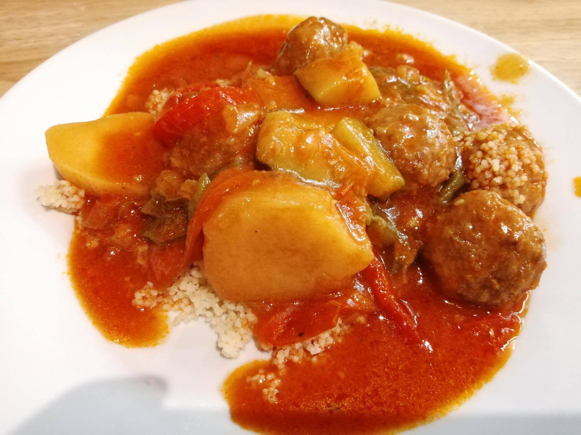 Tajine boulettes de boeuf et légumes - Recette Cookeo | Moulinex