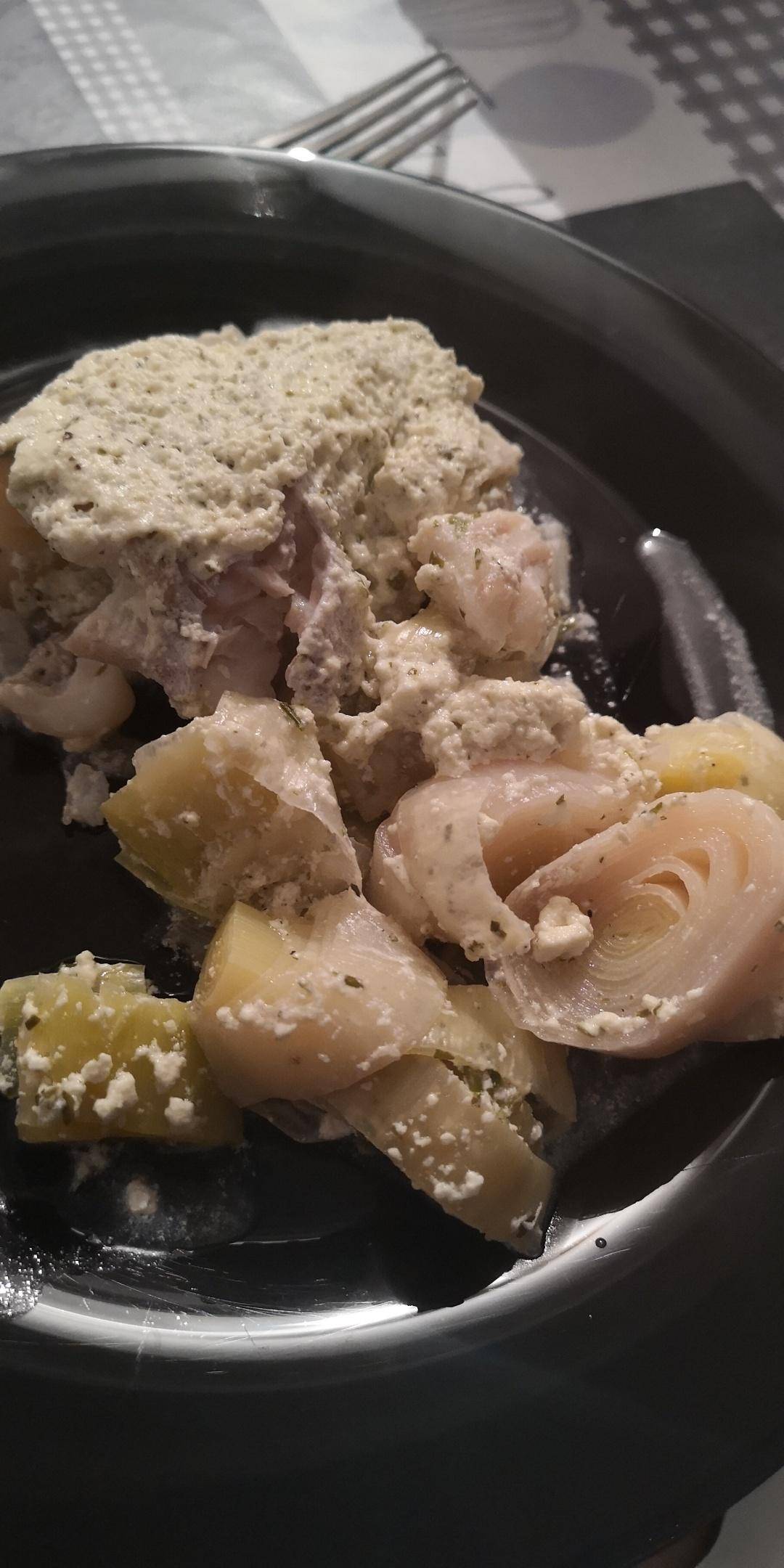 Cabillaud aux poireaux et fromage ail et fines herbes - Recette Cookeo | Moulinex