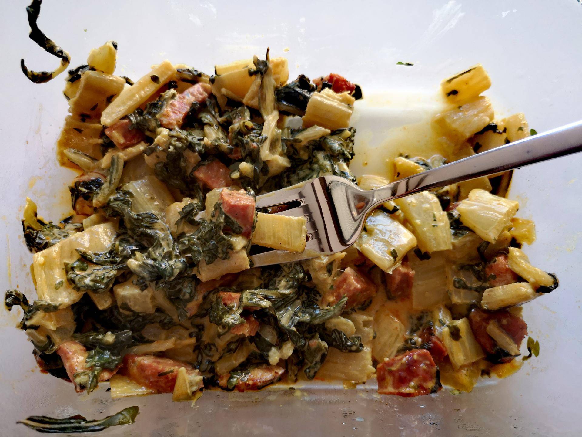 Poêlée de blettes, chorizo et crème au curry - Recette Cookeo | Moulinex