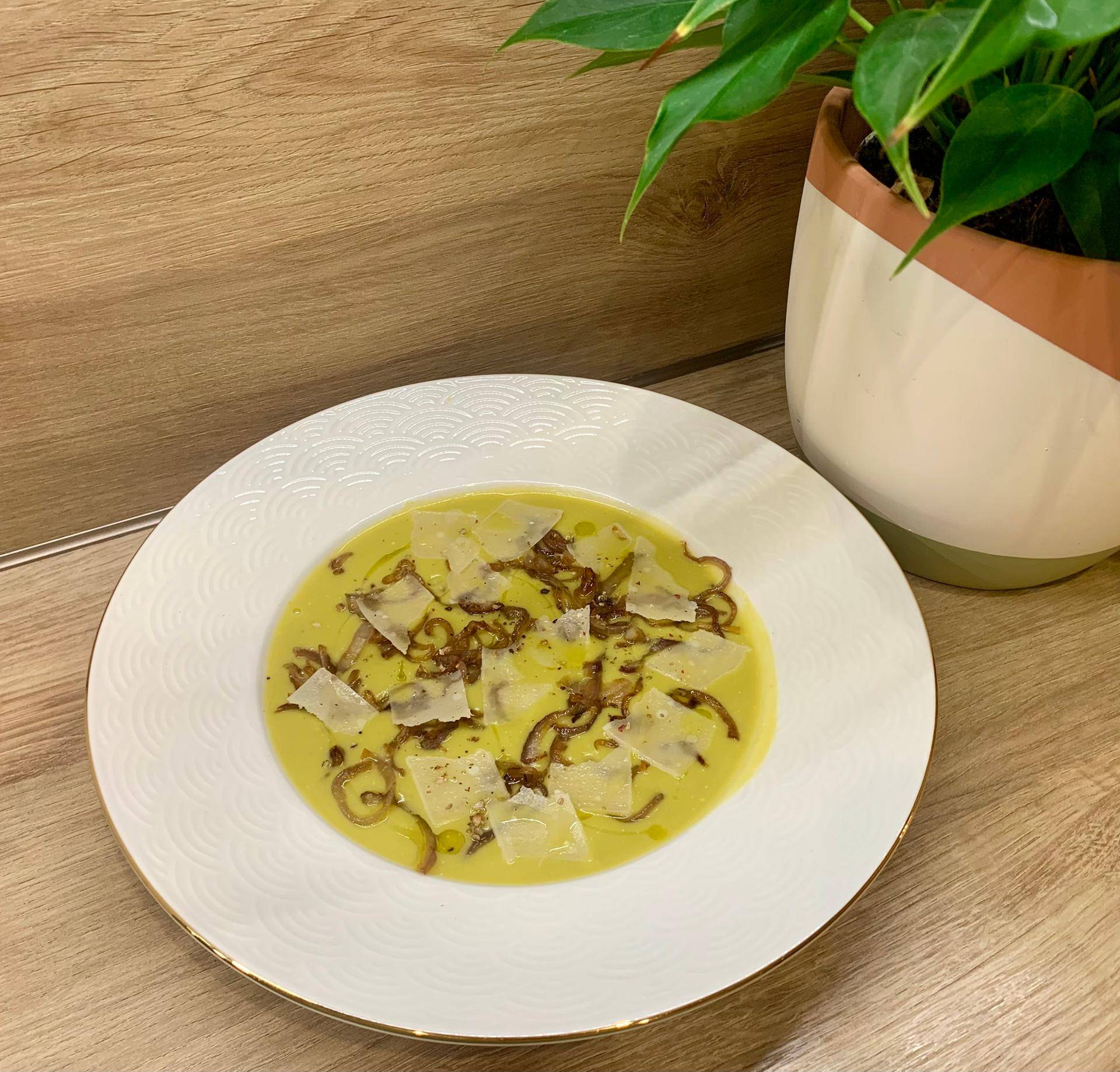 Velouté de fèves et parmesan - Recette Companion Connect XL | Moulinex