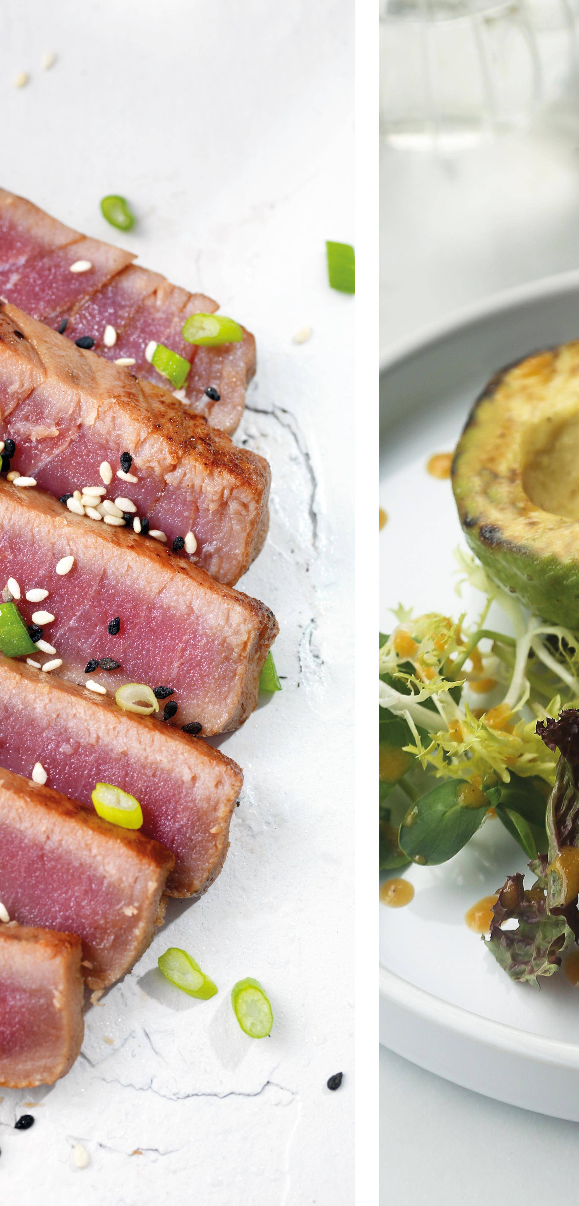 Gegrilde tonijn met sesamzaadjes en geroosterde avocado - Recette Dual EasyFry&Grill | Moulinex