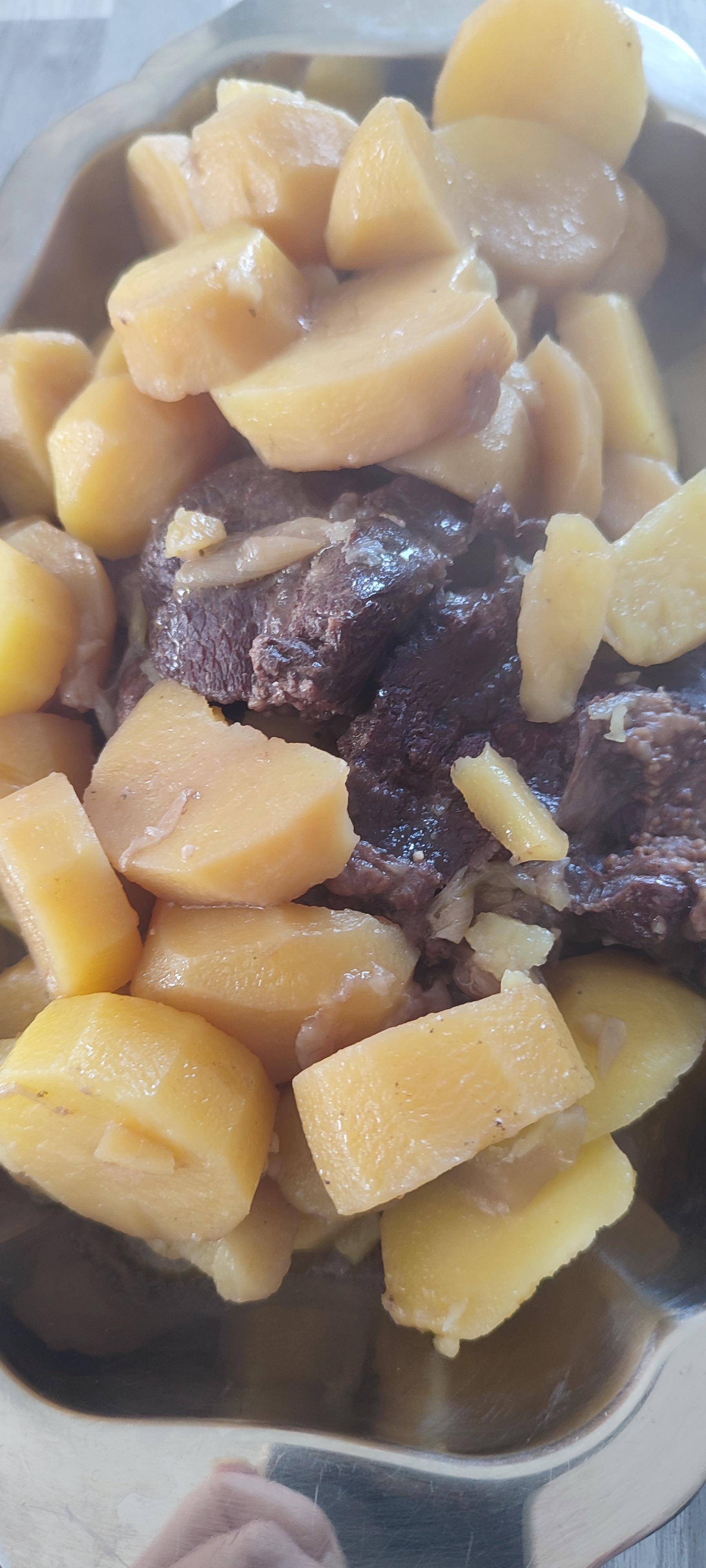 Joue de boeuf a ail persil pommes de terre - Recette Cookeo V3 | Moulinex