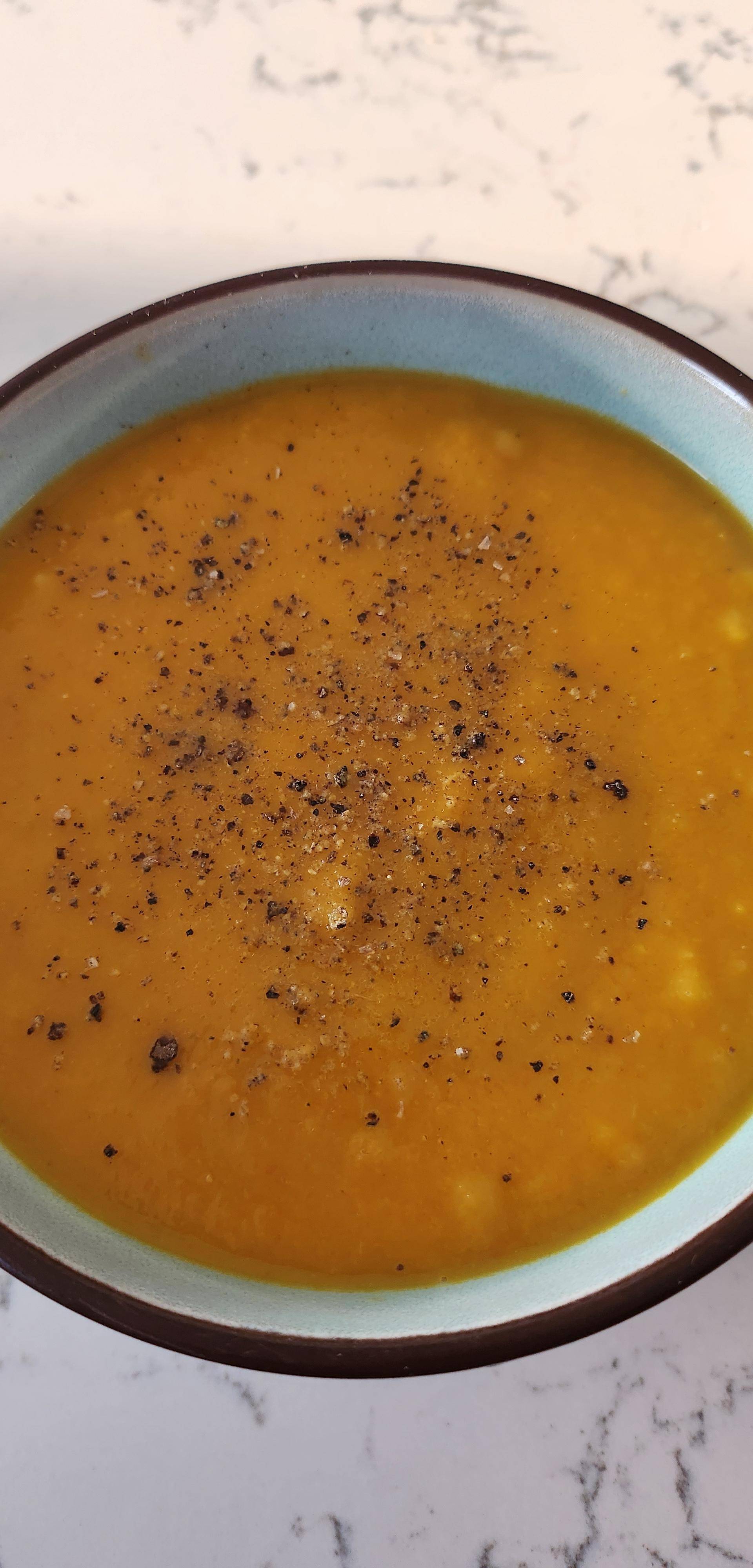 Velouté poivrons-carottes de Remi - Recette Companion XL | Moulinex
