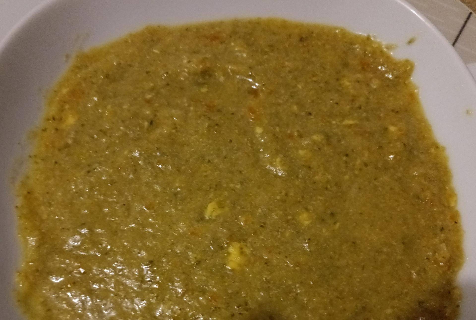 Soupe crémeuse aux brocolis, carottes et cheddar - Recette Cookeo | Moulinex