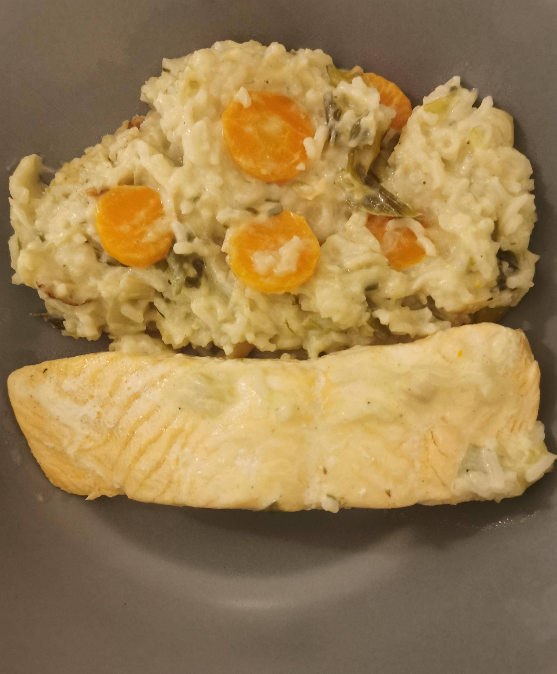 Saumon, riz, fondue de poireaux et carottes - Recette Cookeo | Moulinex