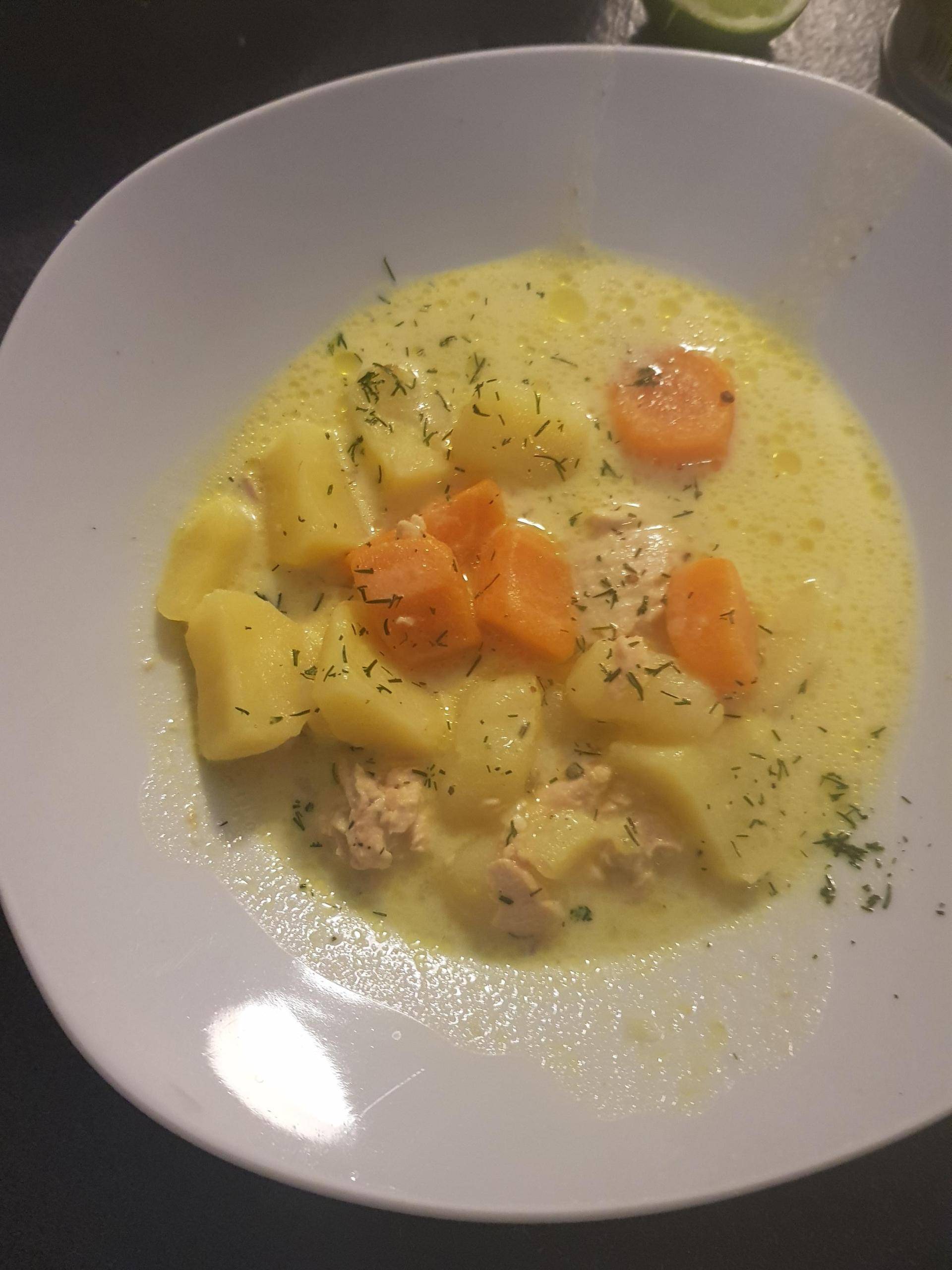 Soupe norvégienne saumon - Recette Companion Connect | Moulinex