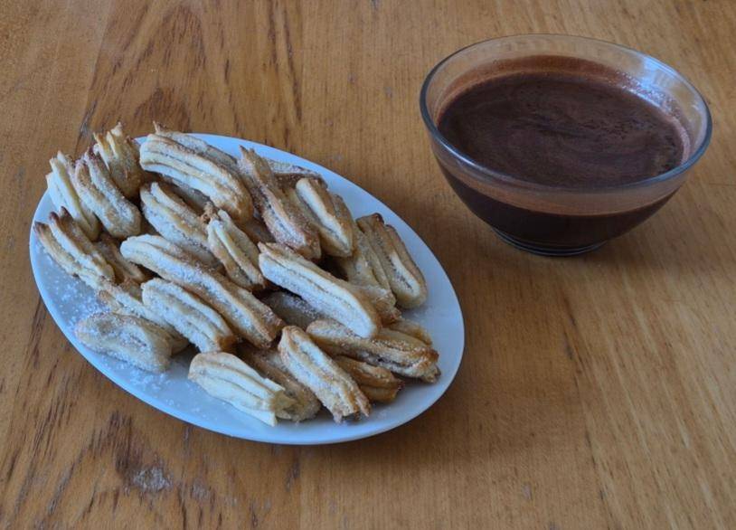 Churros au Easy fry sauce chocolat au lait - Recette Companion Connect XL | Moulinex