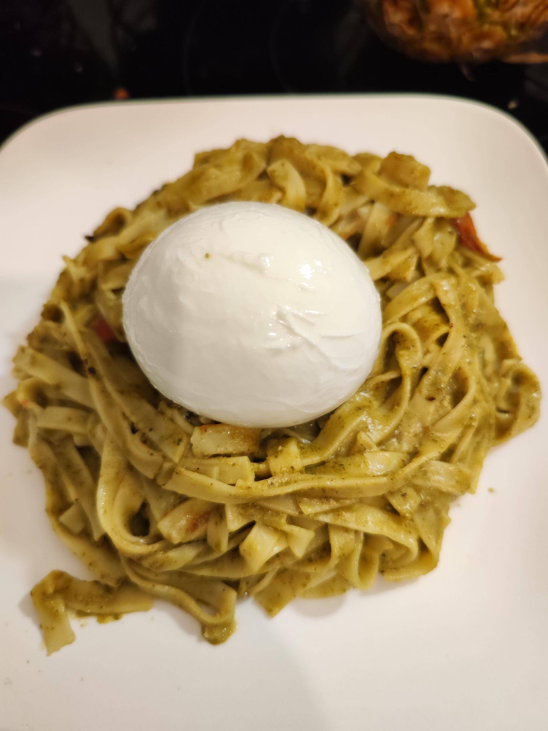 Pâtes au Pesto vert accompagnées d'une Burrata - Recette Cookeo V3 | Moulinex