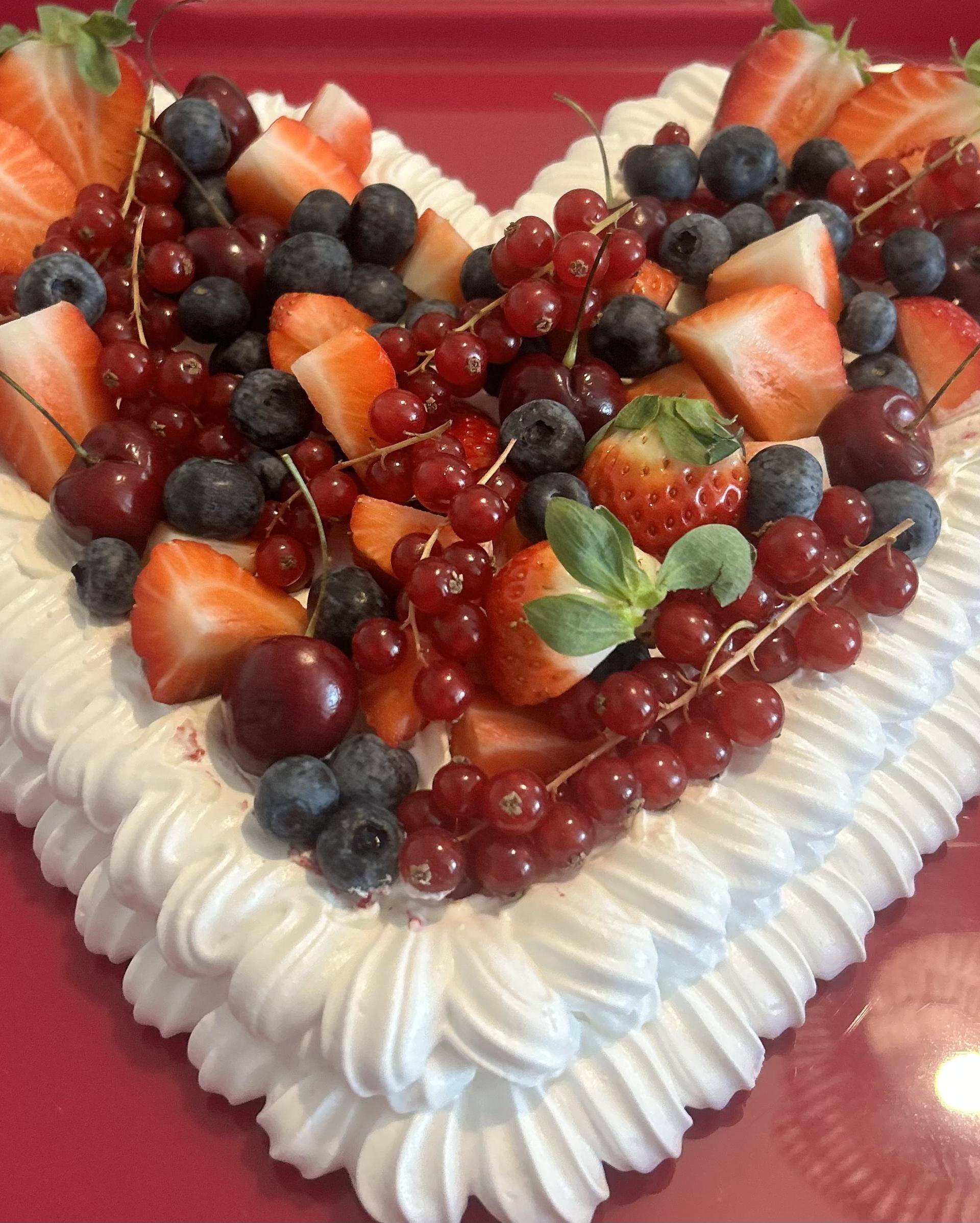 Pavlova aux fruits d’été - Recette Companion | Moulinex